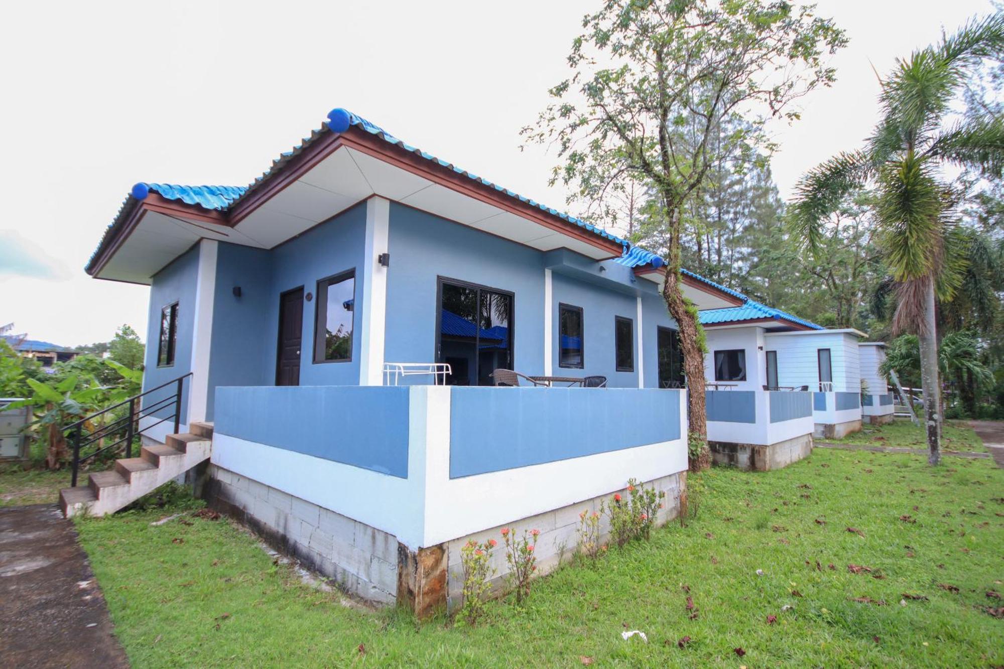 Hotel Capital O75345 Praewa Naiyang Phuket 4*