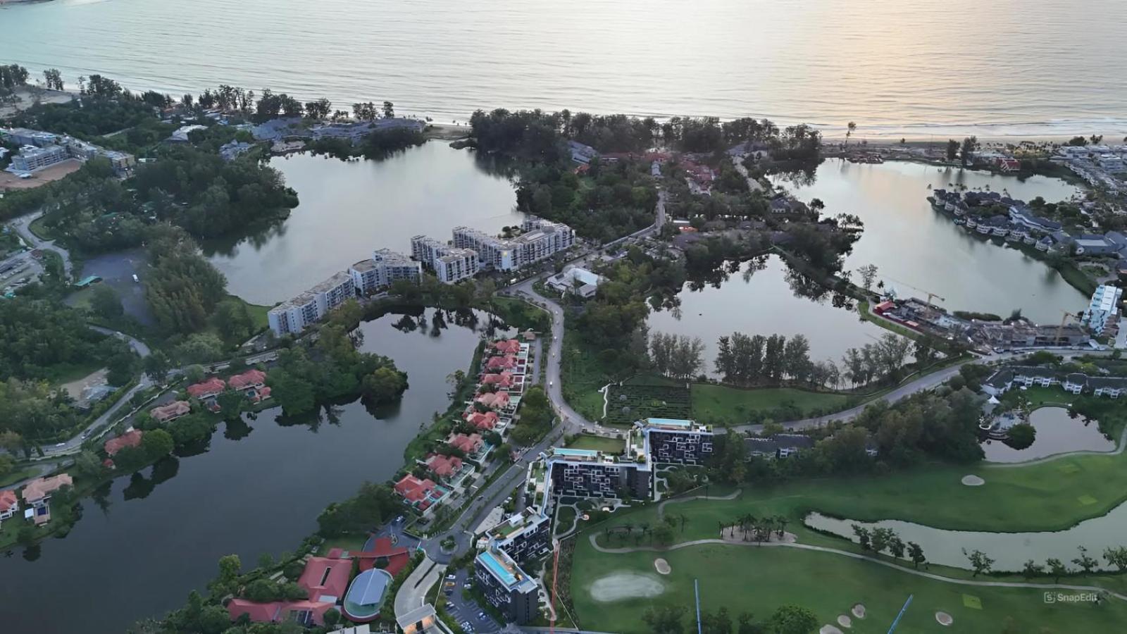 Modern 2-bedroom Garden View In Skypark Laguna Apartment Bang Tao Beach (Phuket)