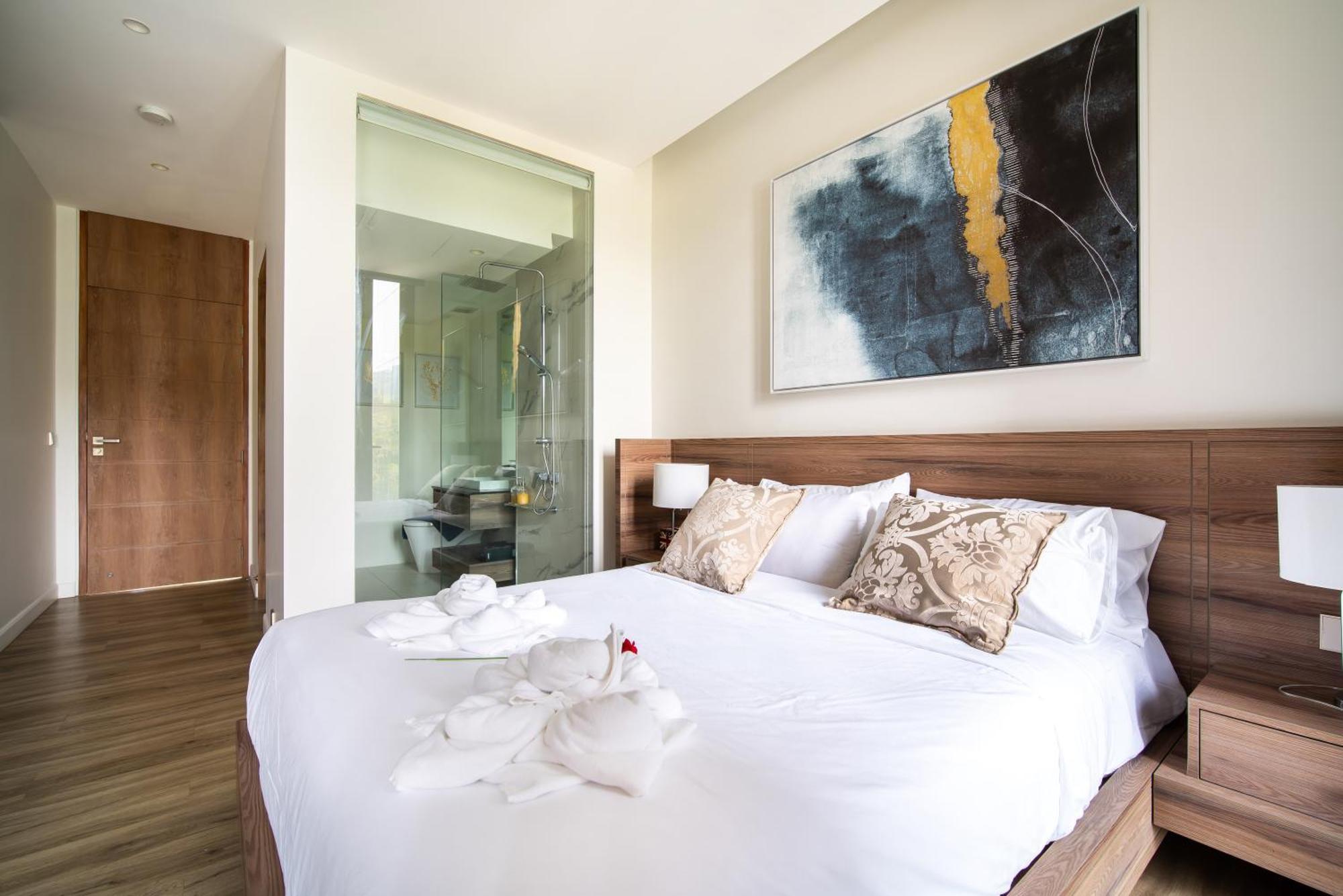卡塔半山海景别墅villa 1 Phuket