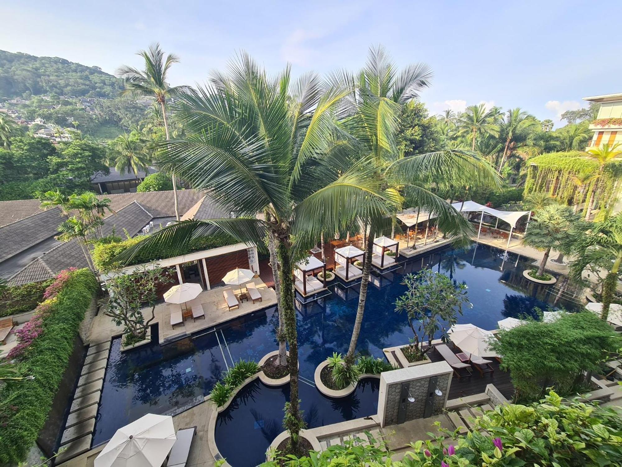 Hidden Oasis Spacious Luxury, 50 Meter From Praia de Surin
