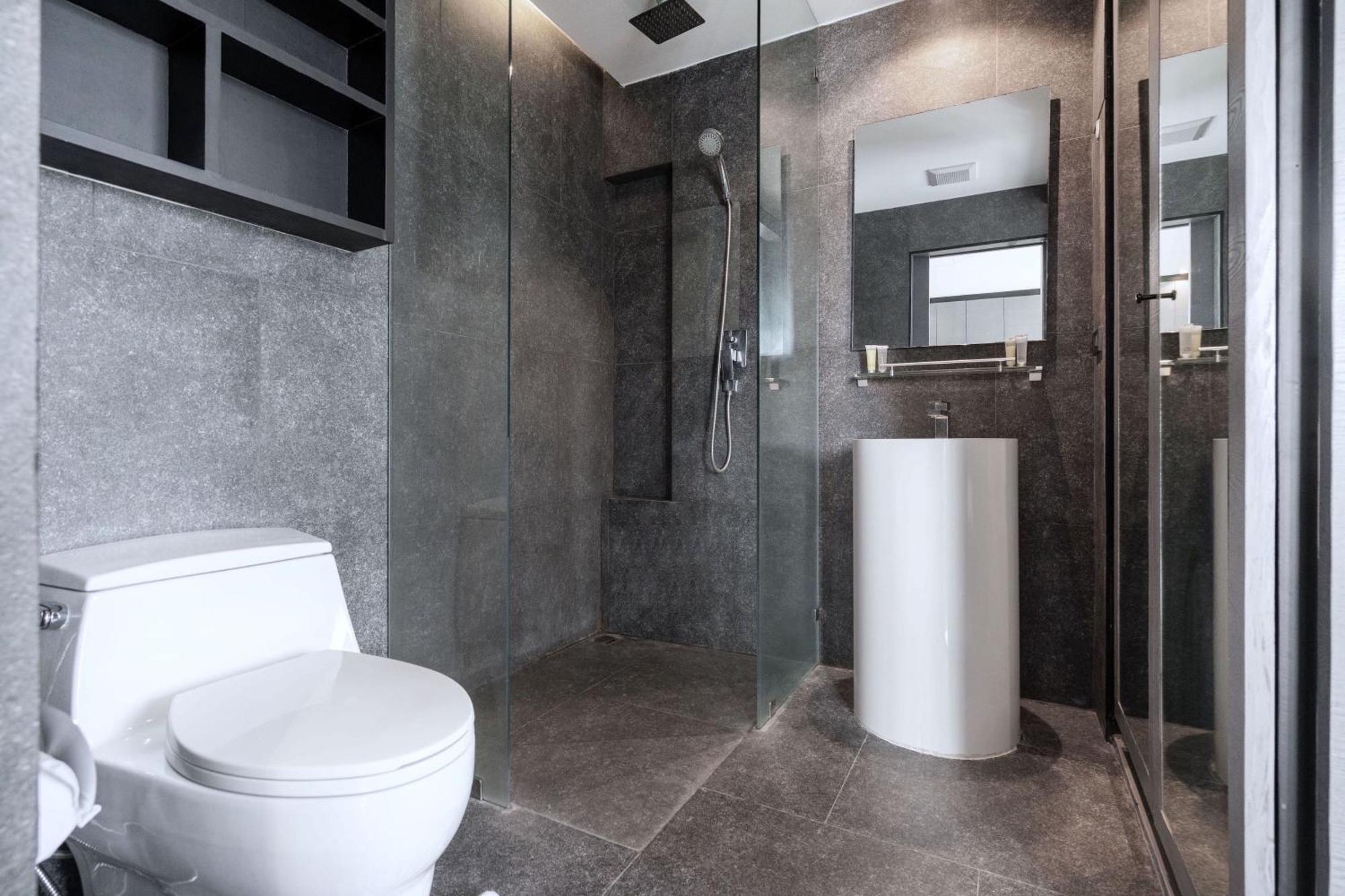 Urban Chic B702 In A Gated Citygate With 3 Pools & Gym, Kamala Beach