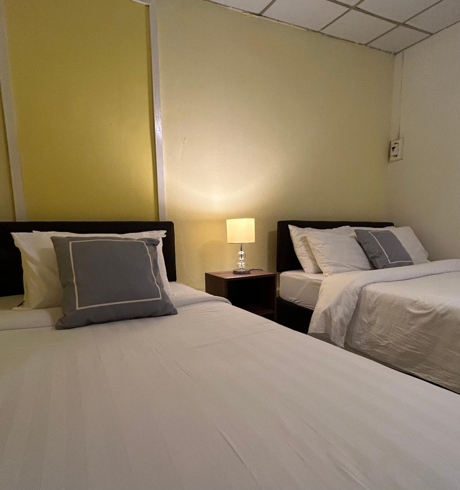 With Private Kitchen And Bathroom Accommodatie bij particulieren *