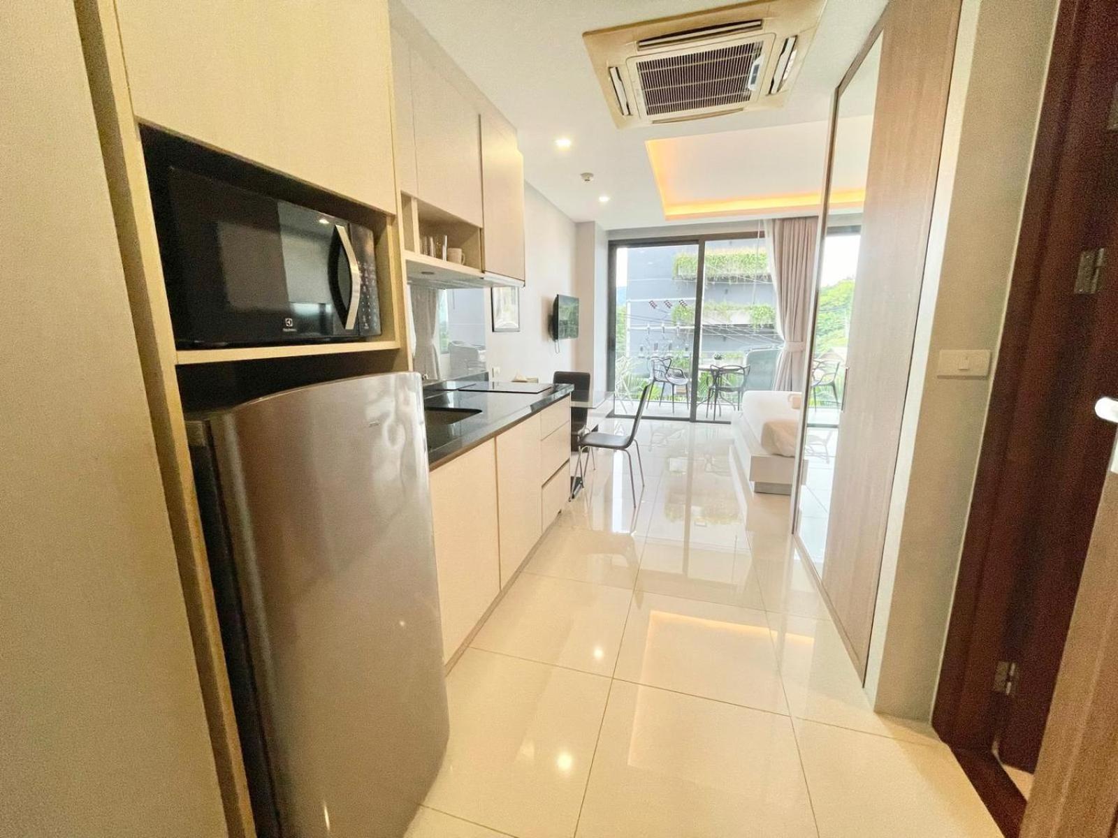 1 Bedroom Near - At The Tree Apartment