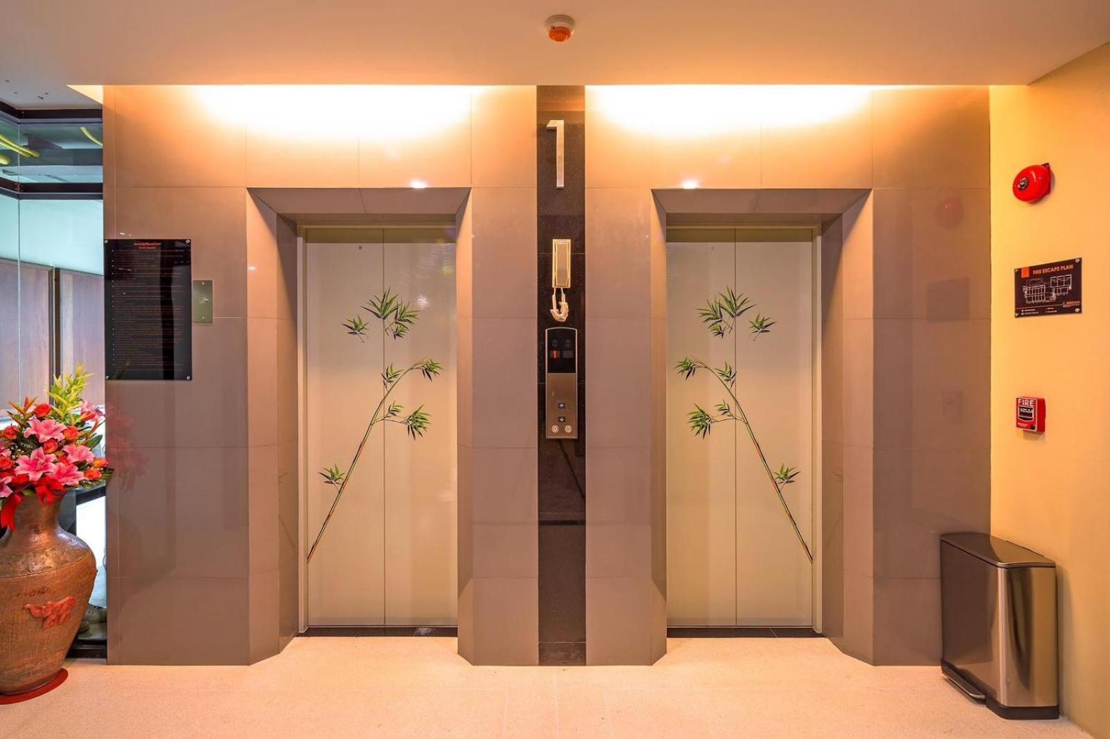 Apartment 1 Bedroom Near - At The Tree Rawai
