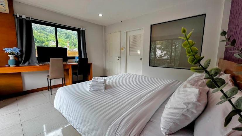 Hotel Coco Mountain View