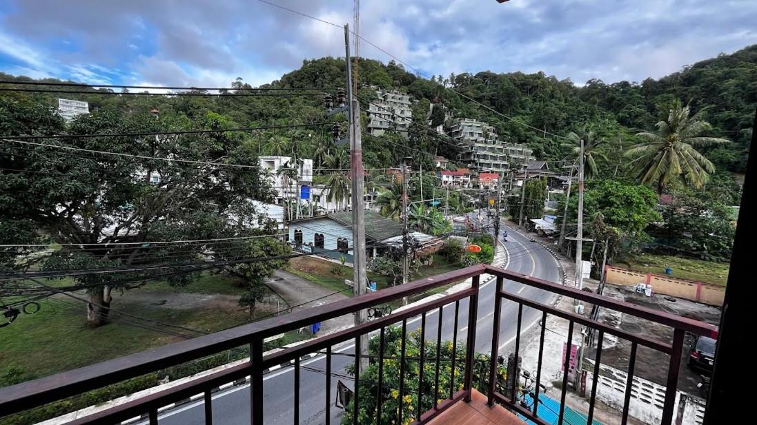 Coco Mountain View
