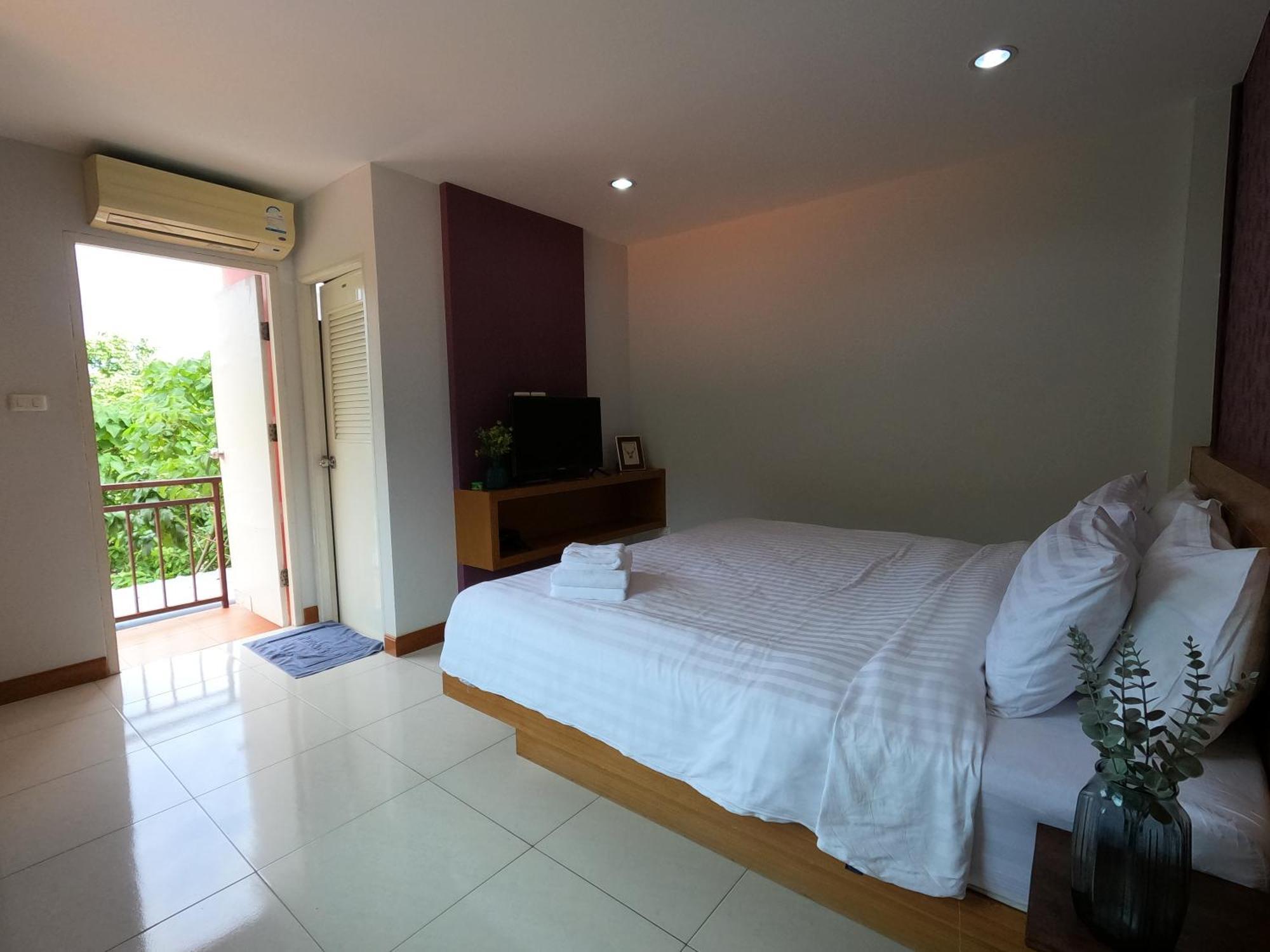 Coco Mountain View Hotel