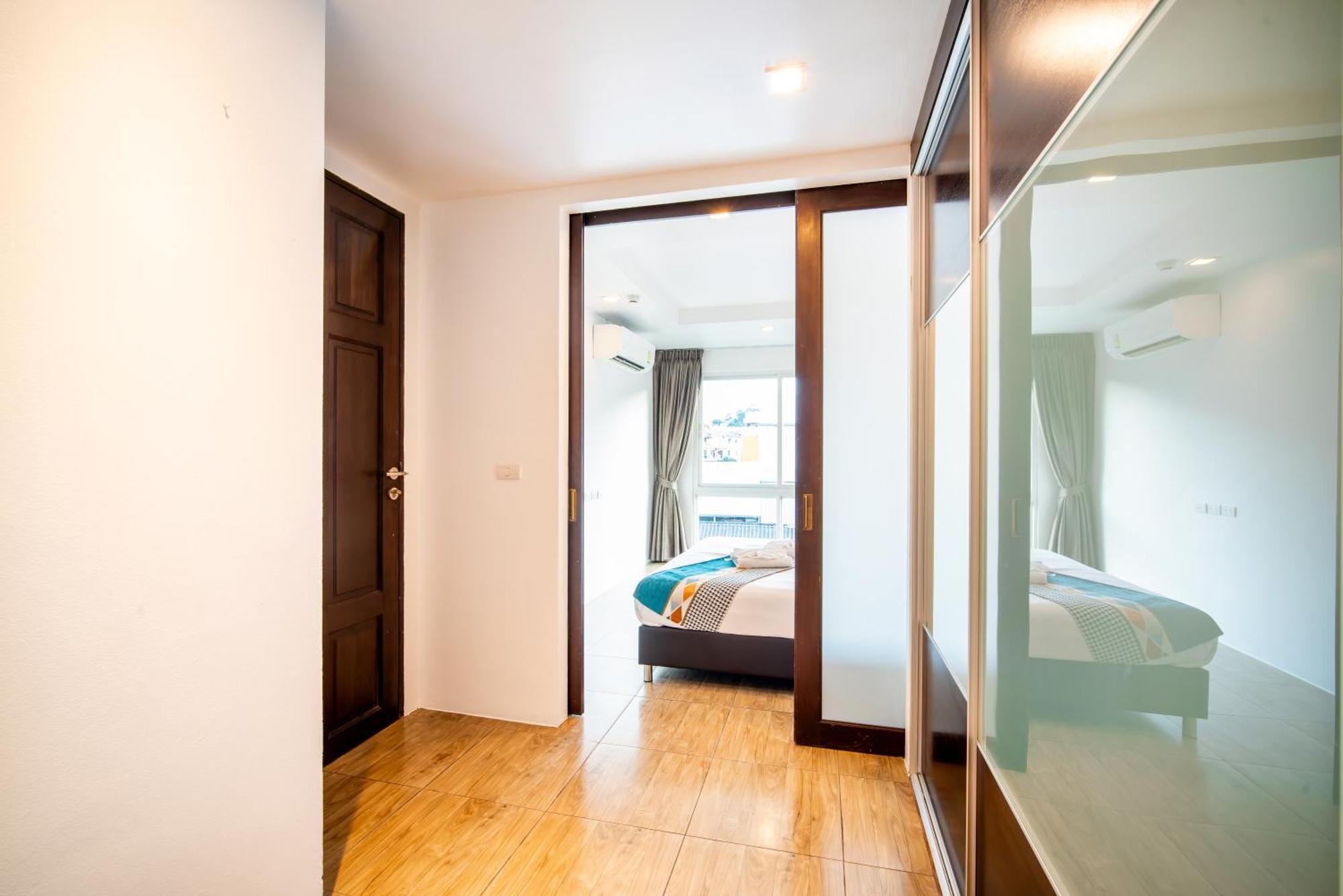 芭东精装两卧公寓 近马林夜市 芭东海滩 Apartment *