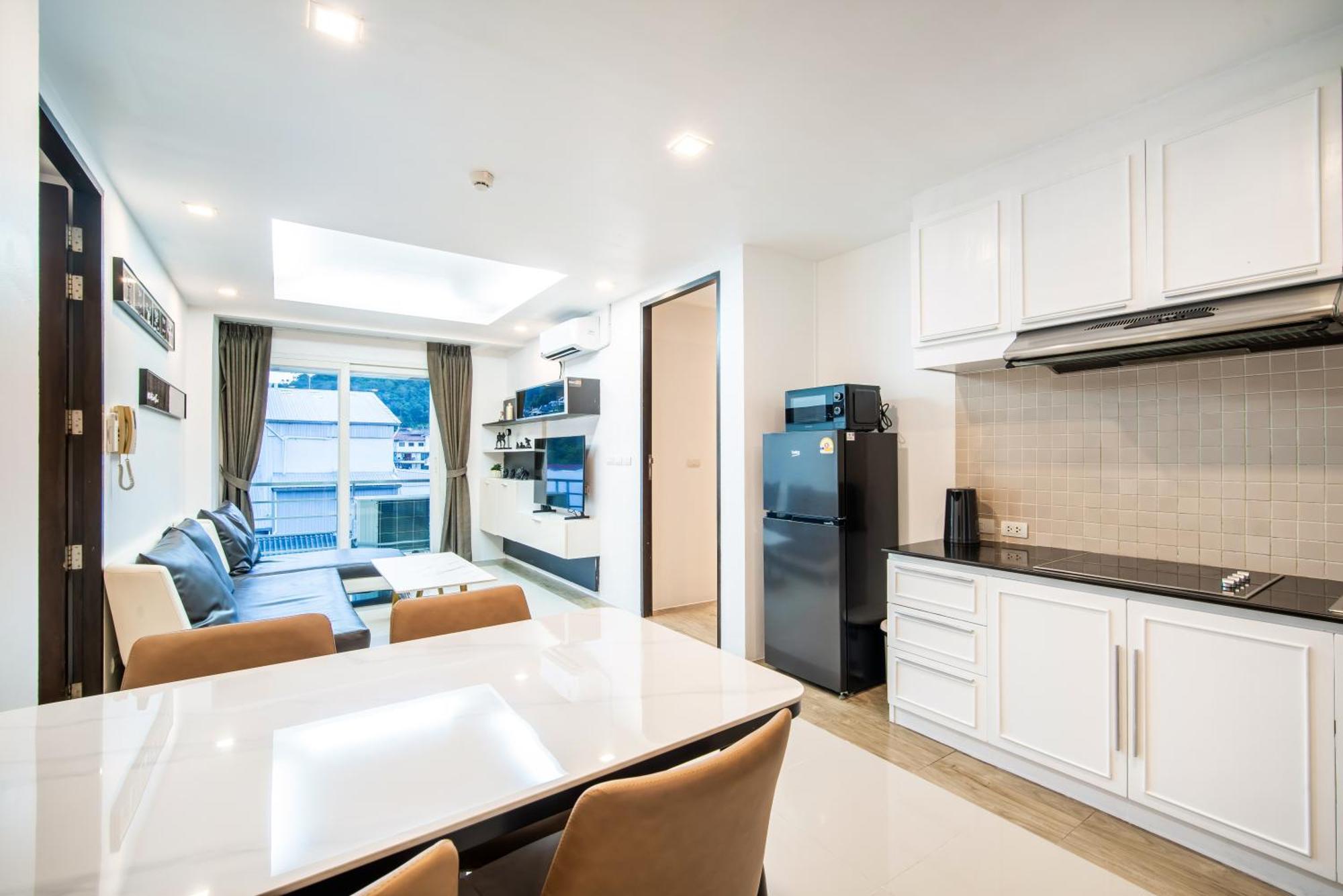 Apartment 芭东精装两卧公寓 近马林夜市 芭东海滩 Patong