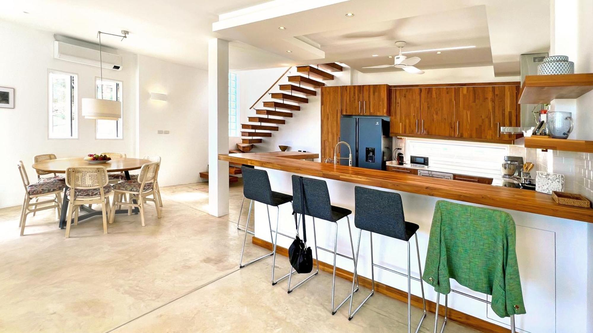 At The Spacious 2-level Design For 2-5, Ao Yon Phuket Apartment Ban Ao Makham