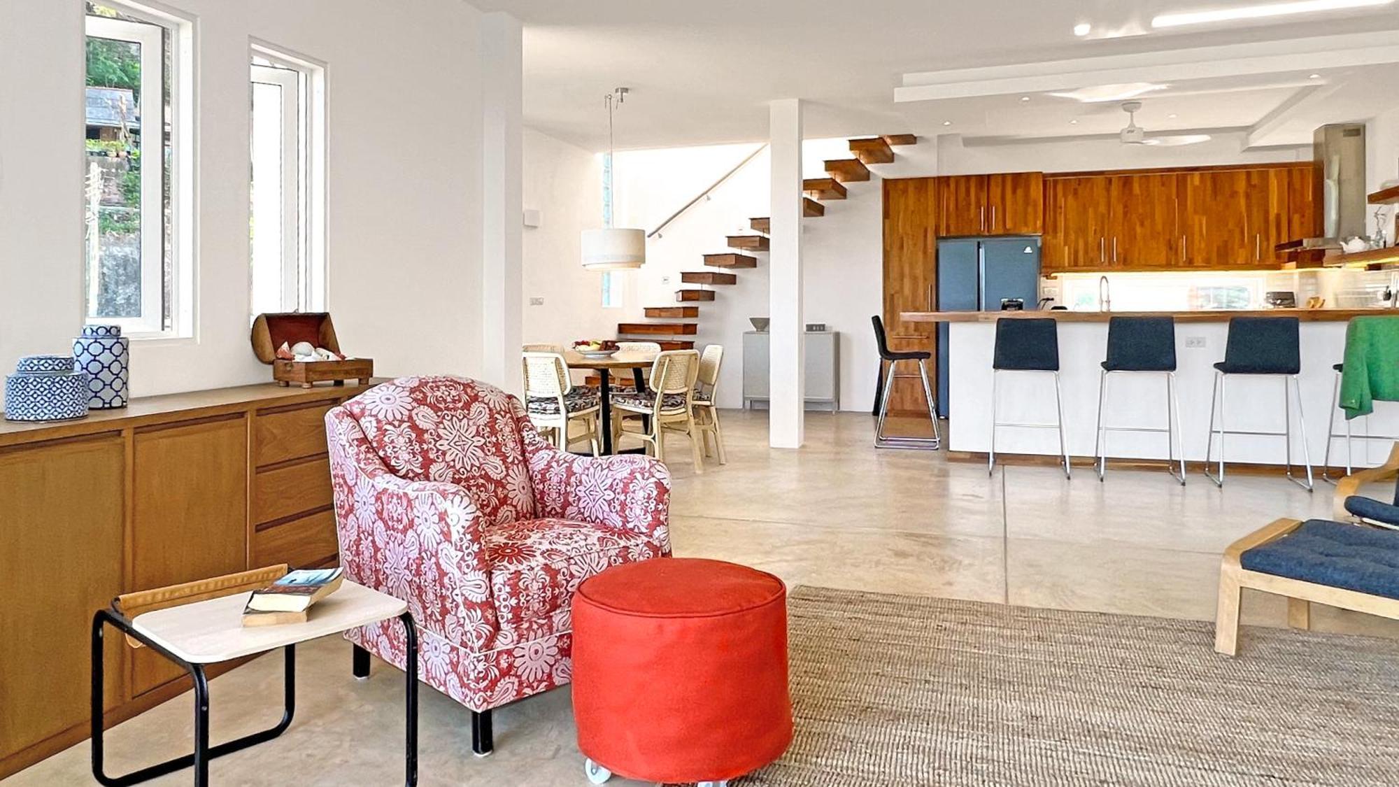 At The Spacious 2-level Design For 2-5, Ao Yon Phuket * Ban Ao Makham