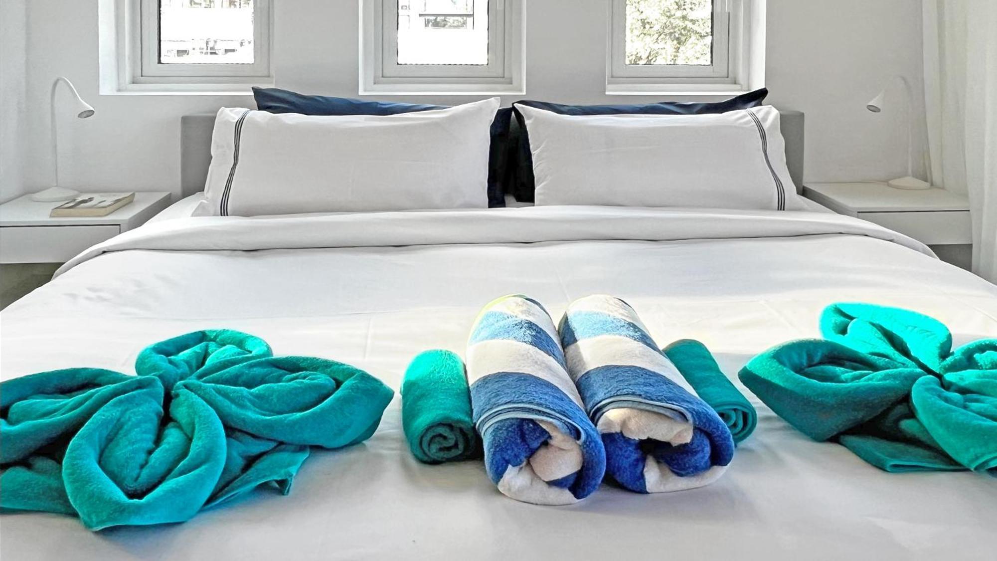 At The Spacious 2-level Design For 2-5, Ao Yon Phuket Apartment
