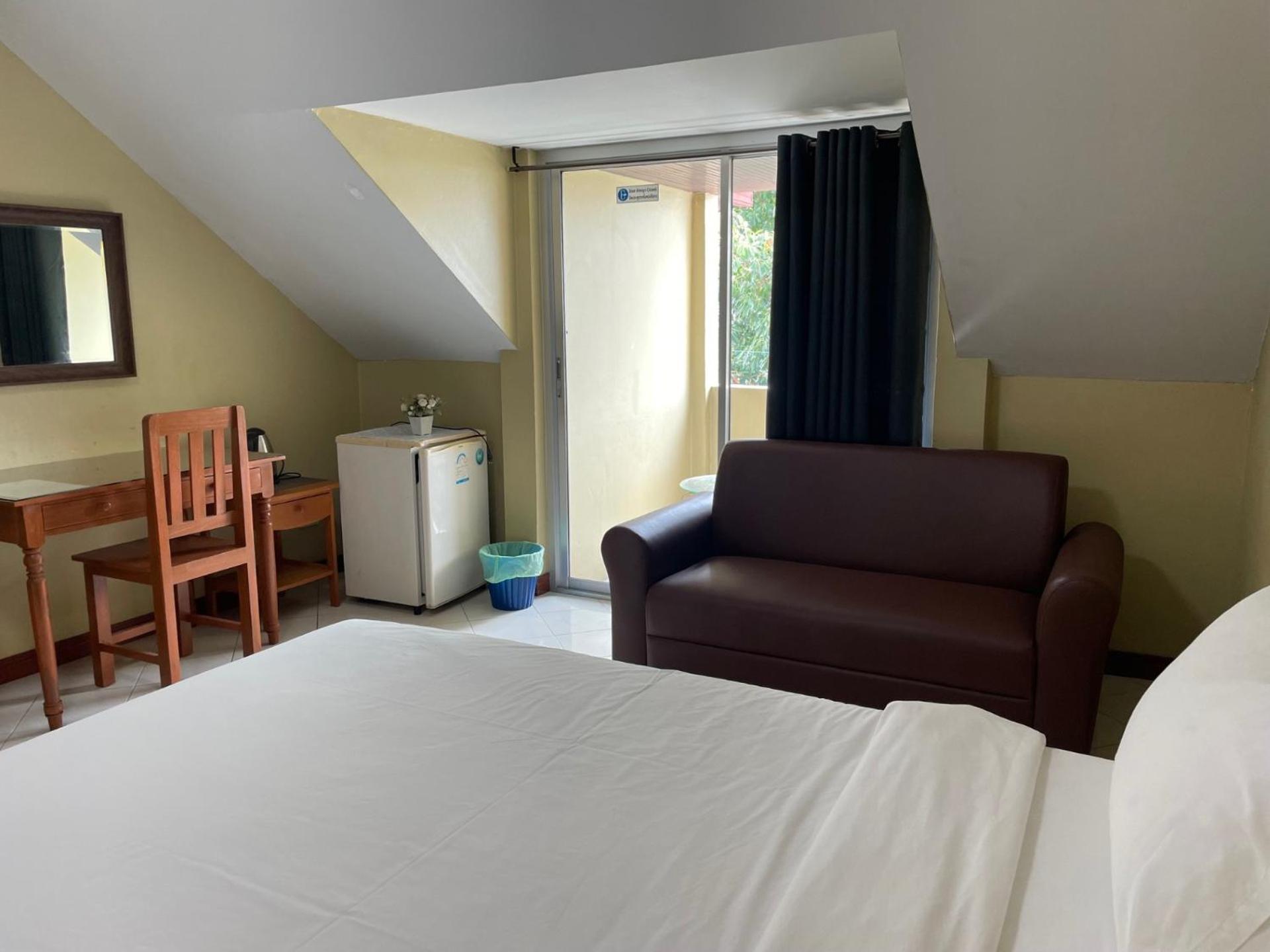 Nawaporn Place 2* Phuket