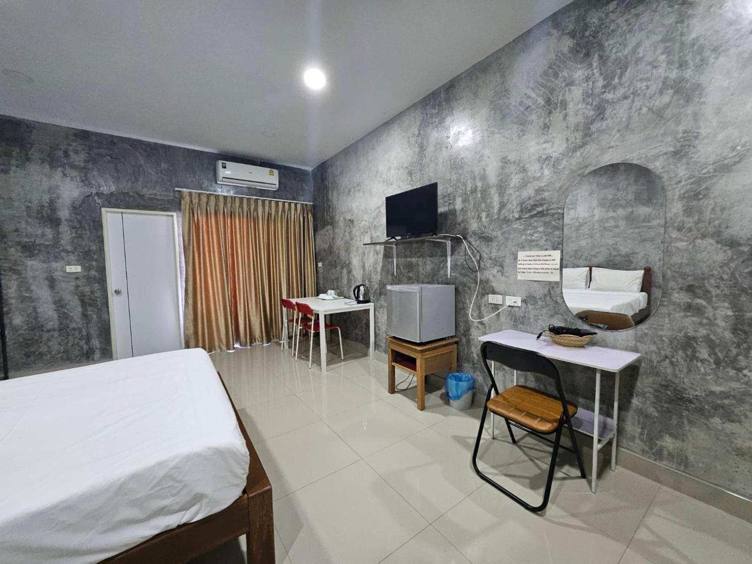 Phuket Airport Gasthof Ban Bo Han