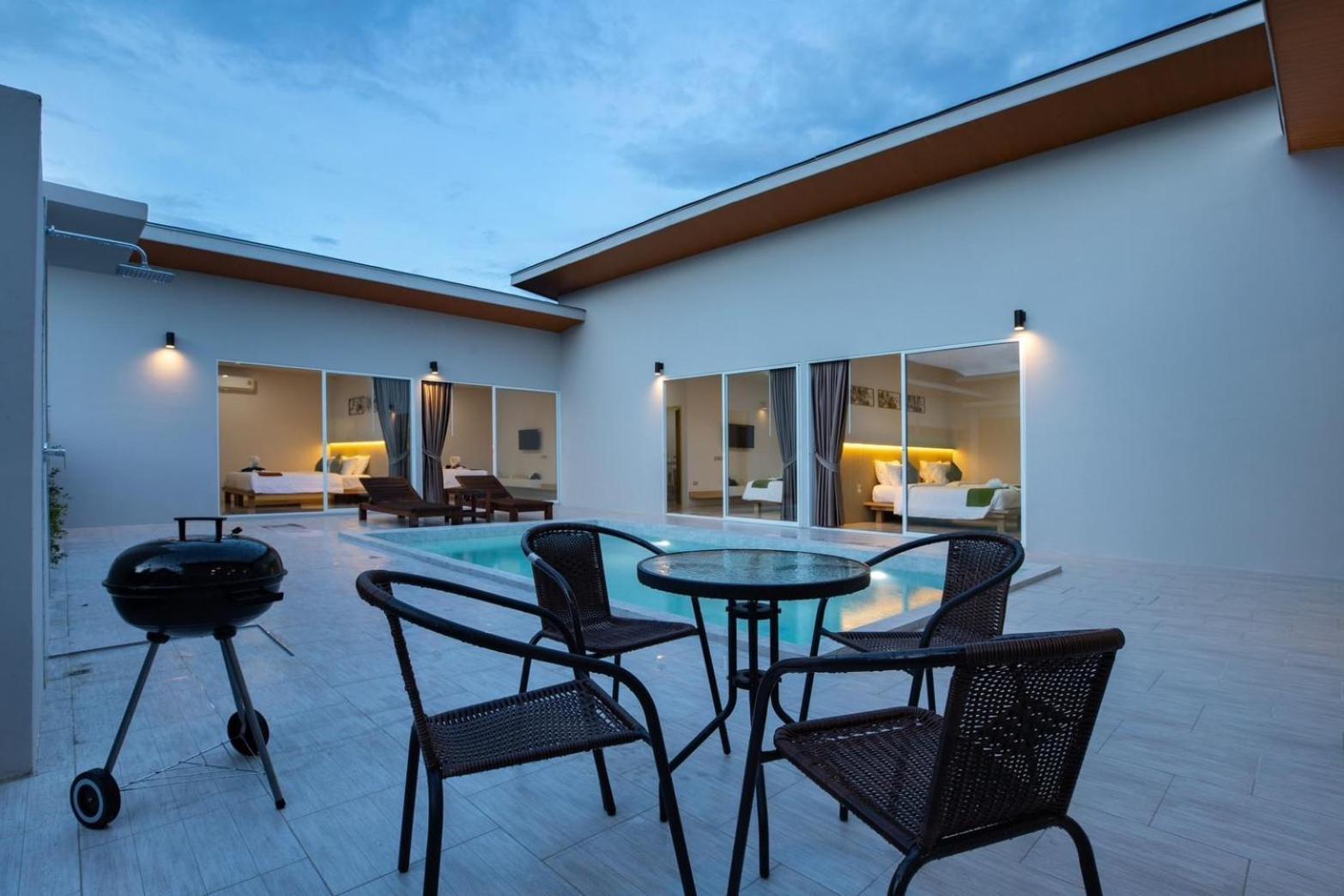 Andaman Time Beachside Pool Guest house