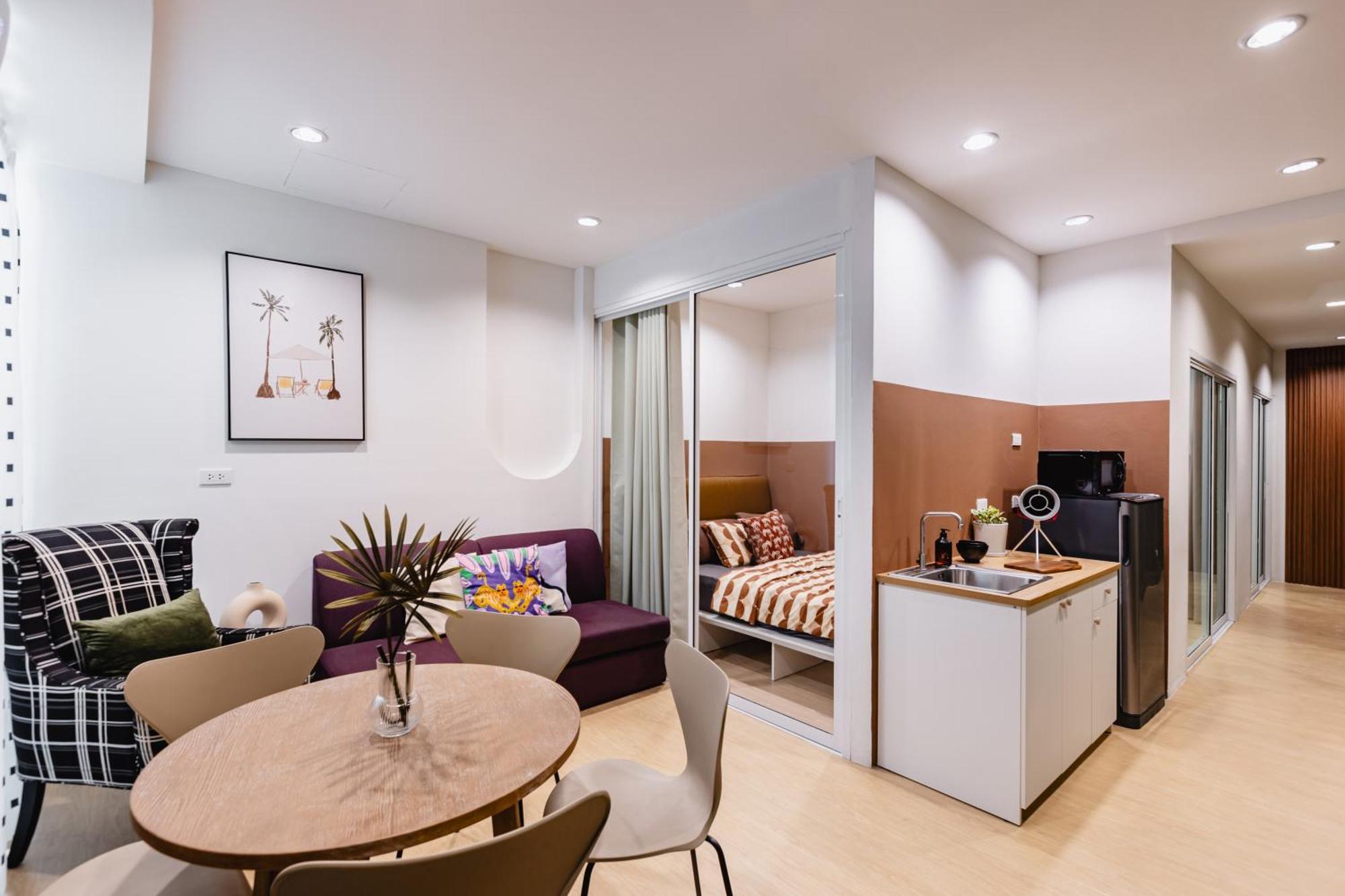 Budget Prime Location 2 Bedroom 6 Persons * Patong
