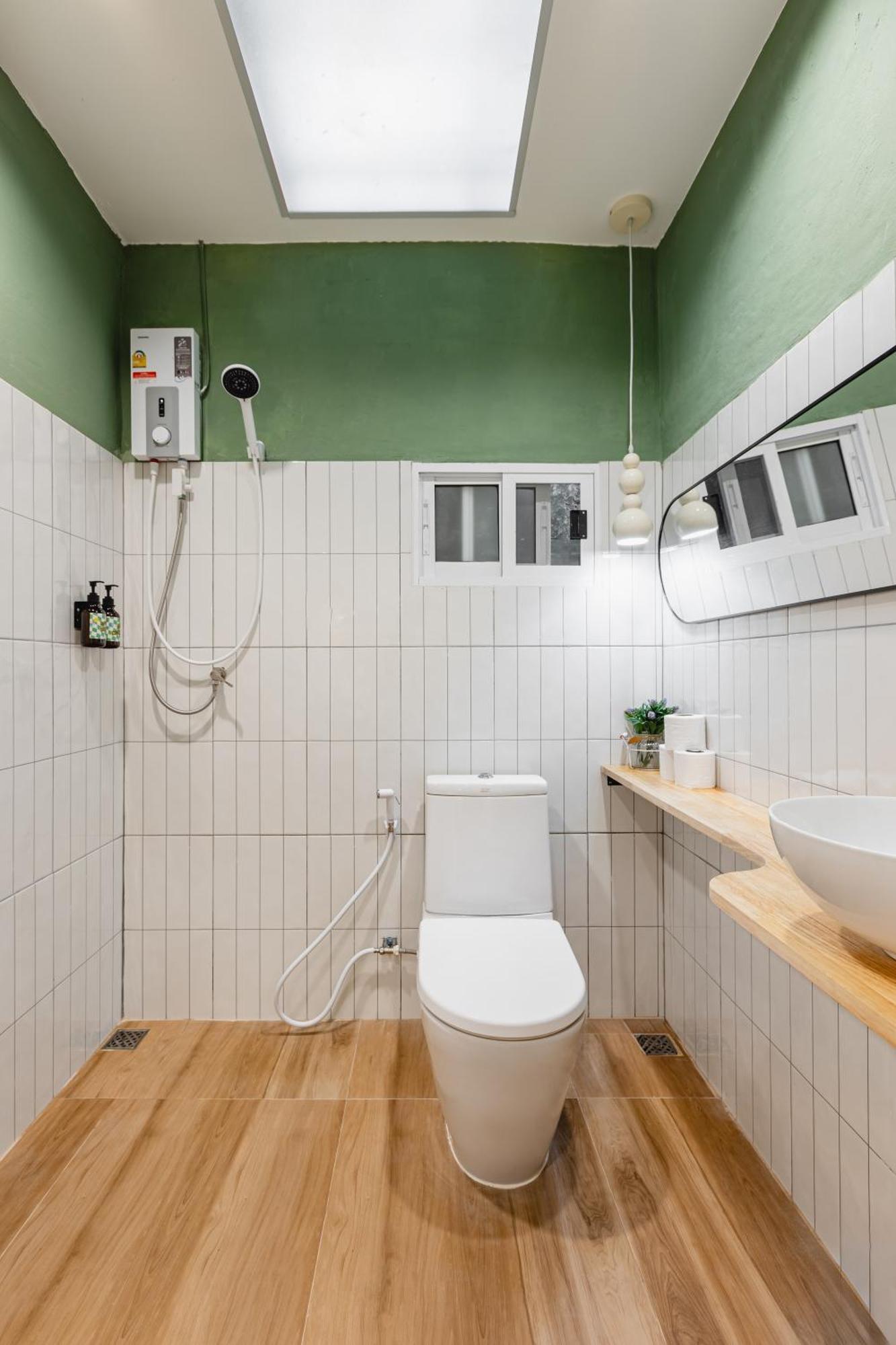 Budget Prime Location 2 Bedroom 6 Persons Pangsapuri Patong
