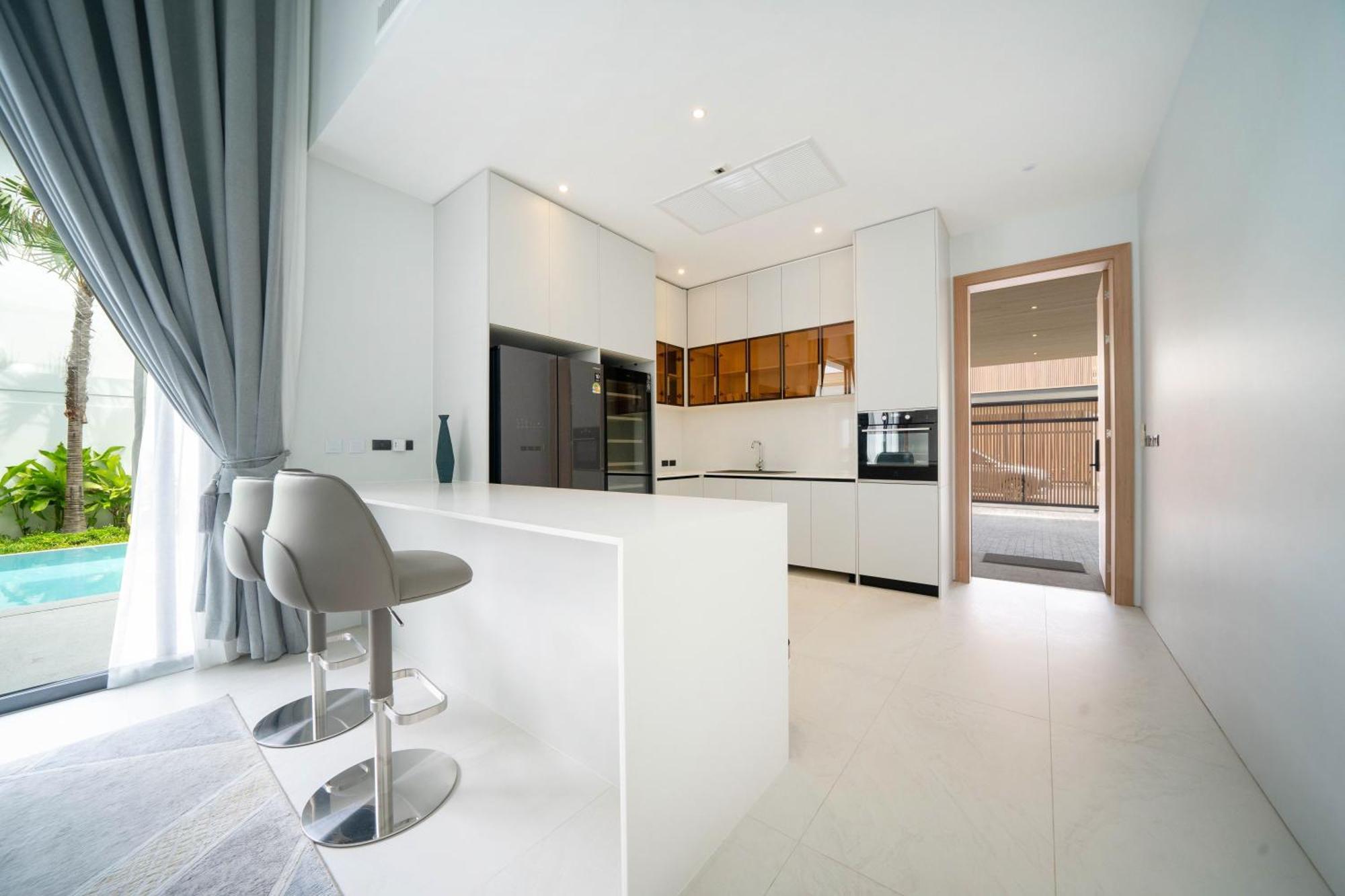 Villa Exclusive & Luxurious 5br Tropical Pool Mouana Grande 96-3 Ban Bang Khu (Phuket)