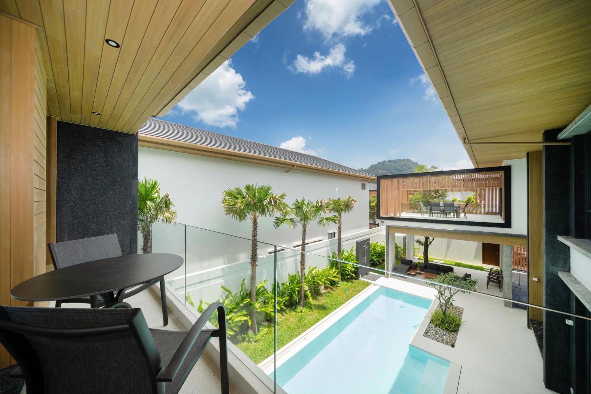 Exclusive & Luxurious 5br Tropical Pool Mouana Grande 96-3