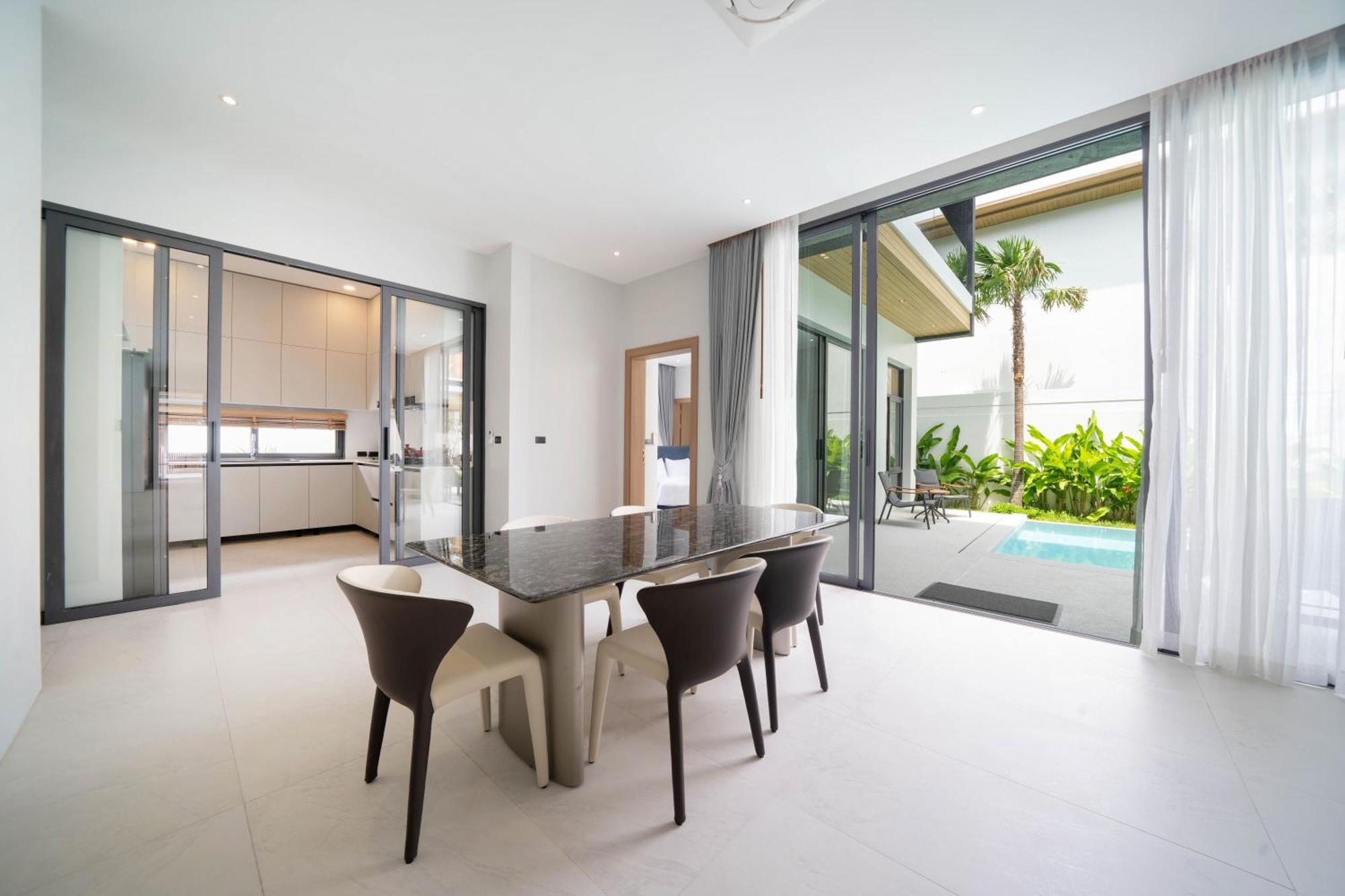 Exclusive & Luxurious 5br Tropical Pool Mouana Grande 96-3 * Ban Bang Khu (Phuket)