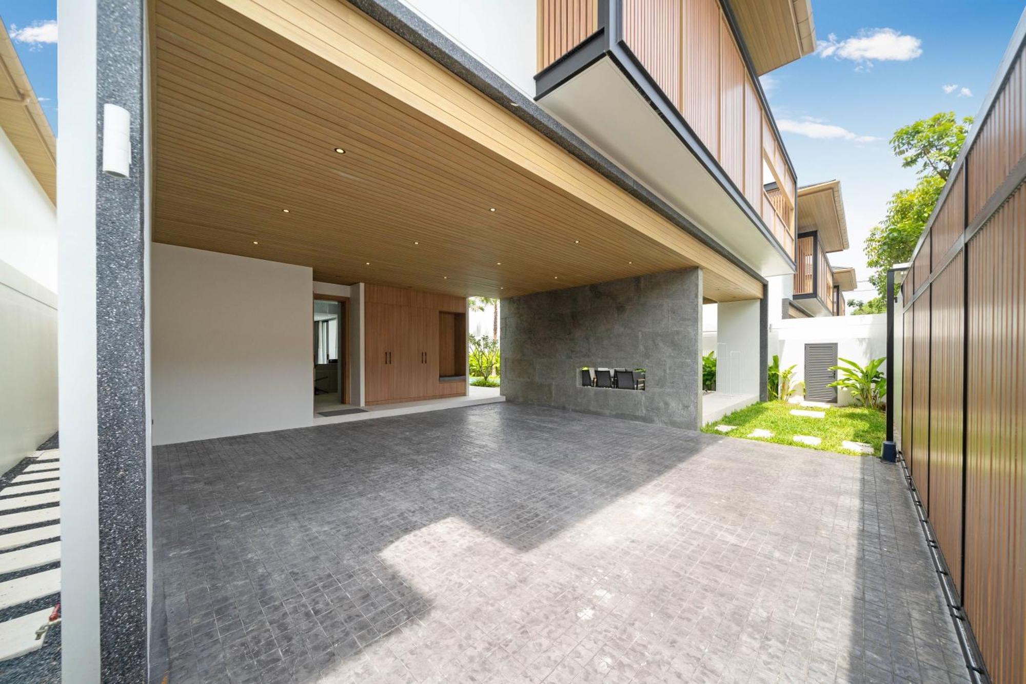 Exclusive & Luxurious 5br Tropical Pool Mouana Grande 96-3 * Ban Bang Khu (Phuket)