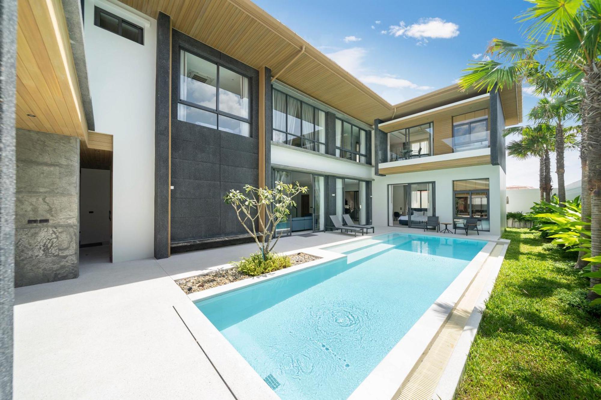 Villa Exclusive & Luxurious 5br Tropical Pool Mouana Grande 96-3