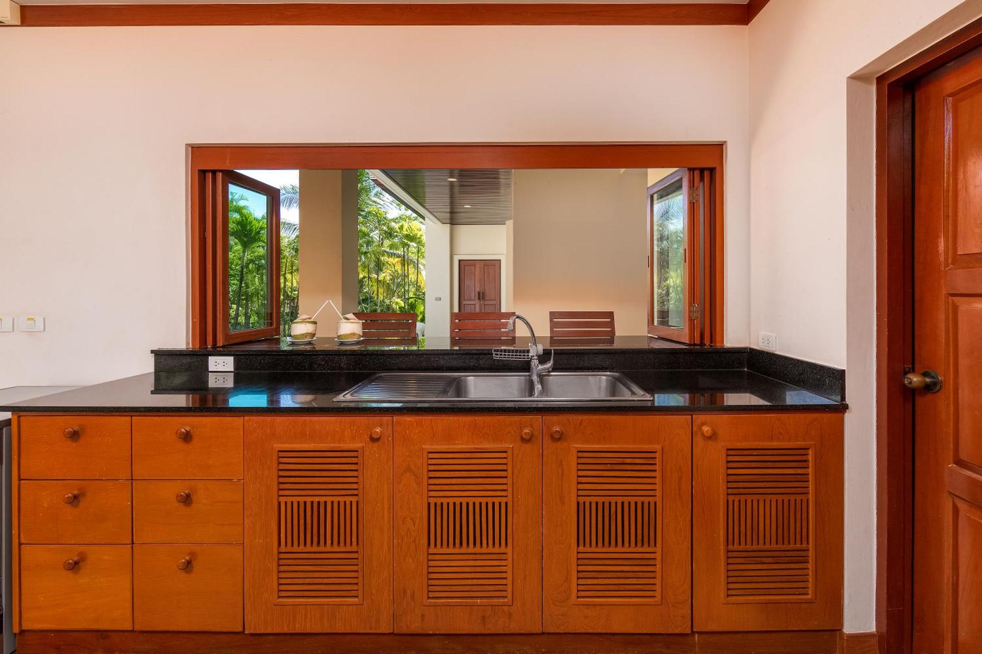 Baan Bua Estate By Tropiclook