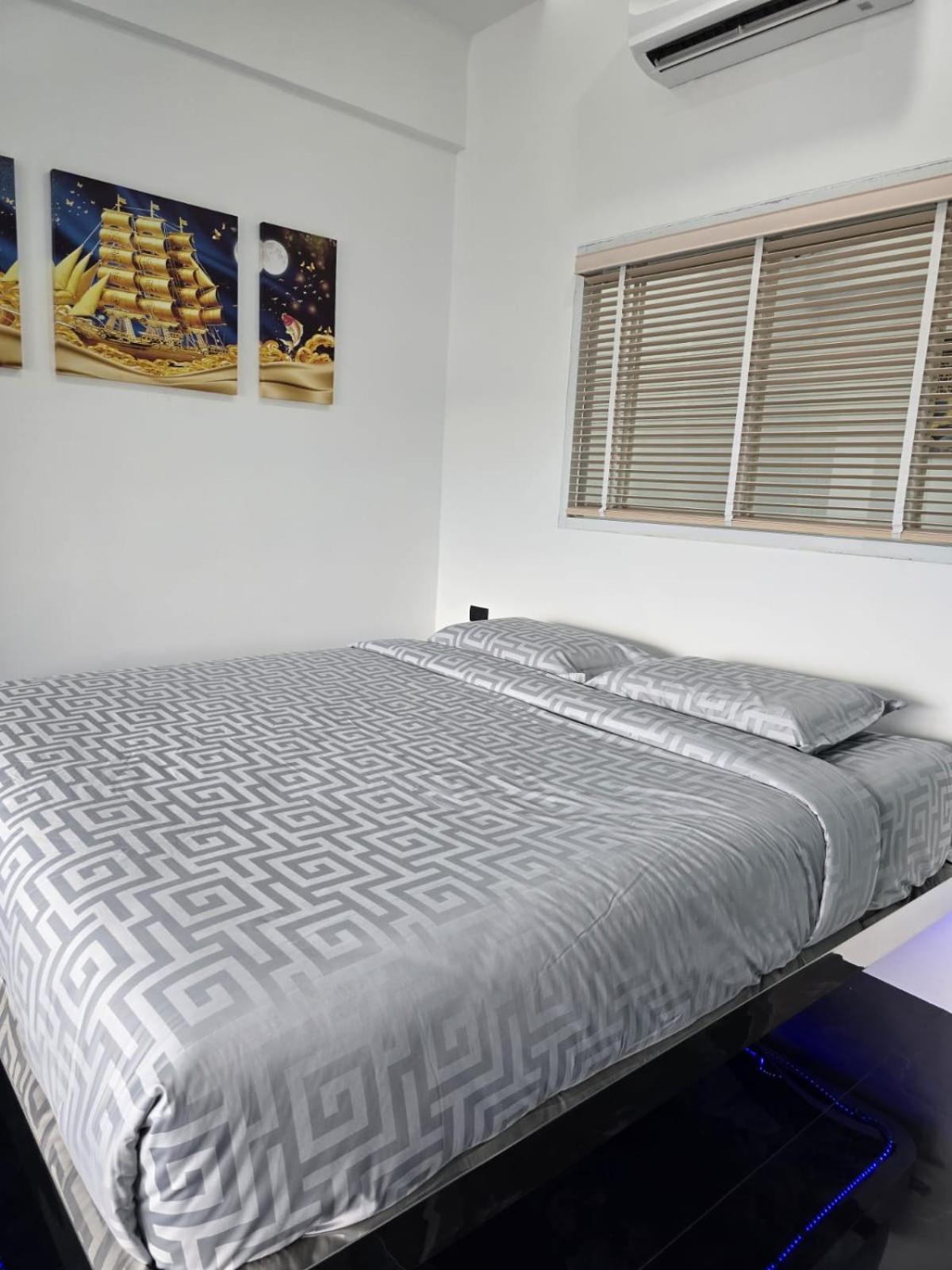 Apartment Tower Seaview 3 Bedrooms Pta 2025 *