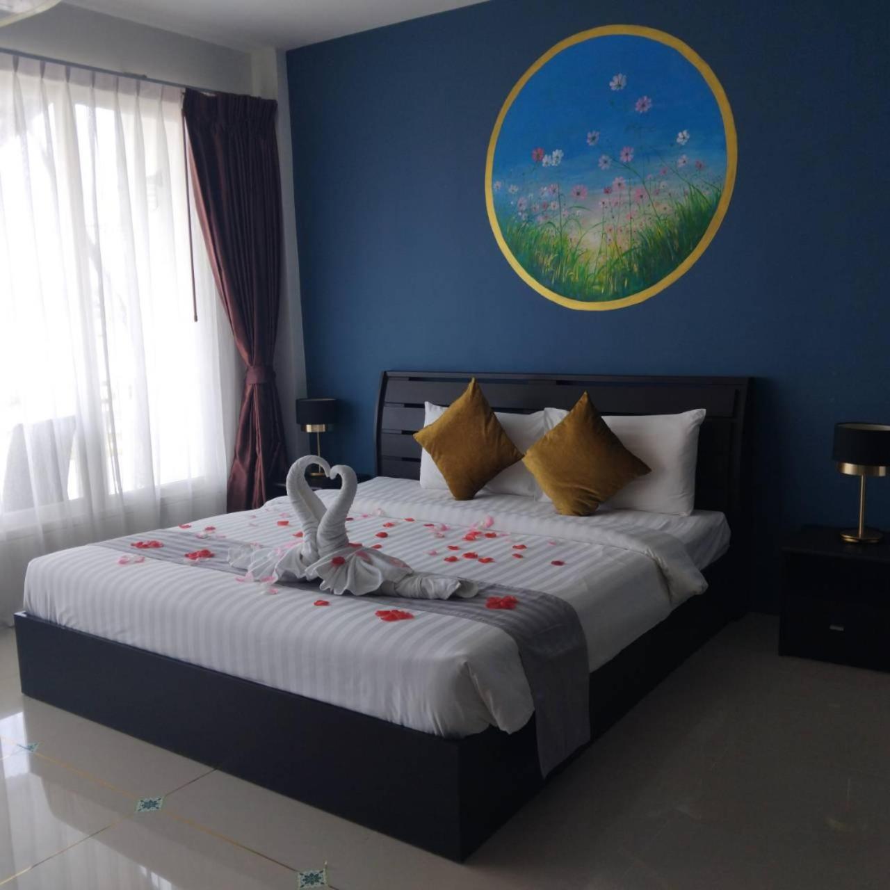 Panwa Side Beachfront 4* Phuket