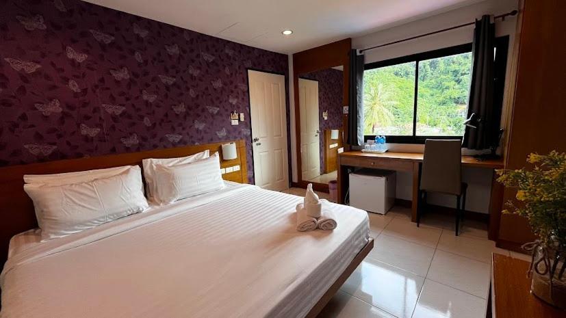 Hotel Coco Mountain View