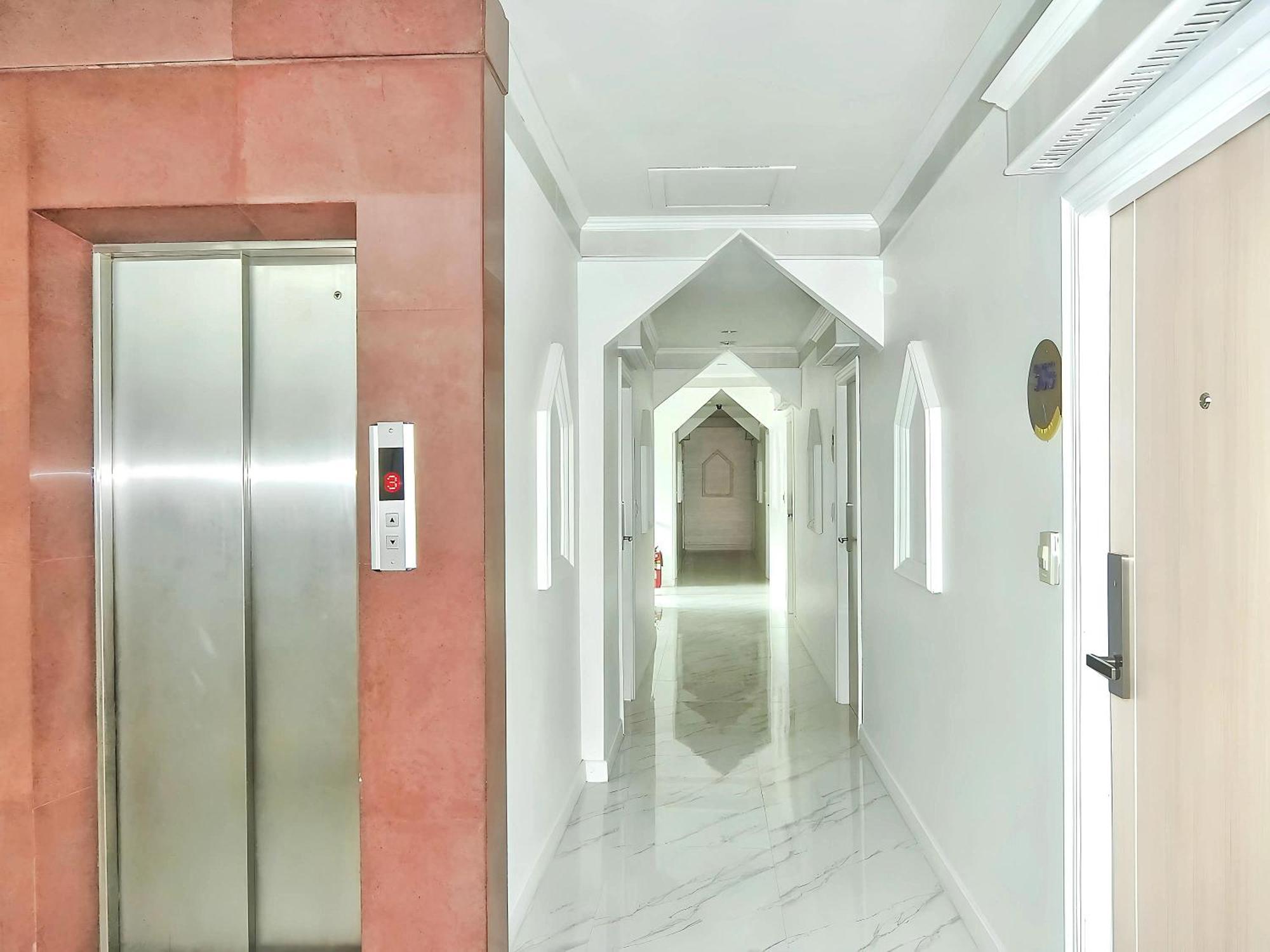 Sira Boutique - Newly Renovated Hotel Patong