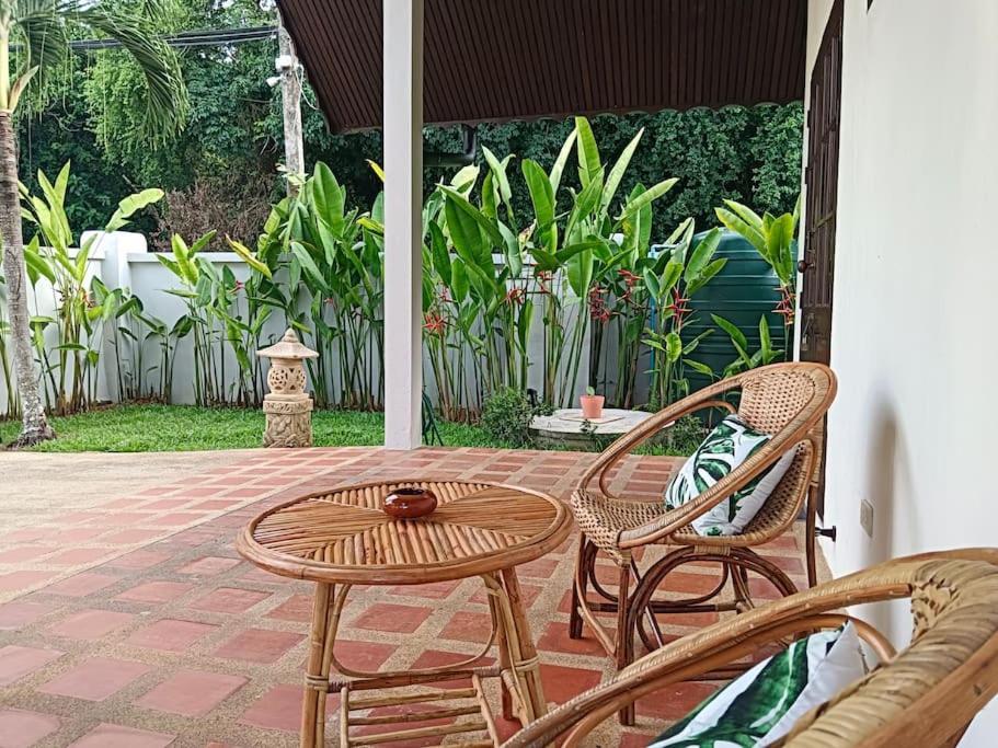 Naiharn Pool Villa, Villa Rawai
