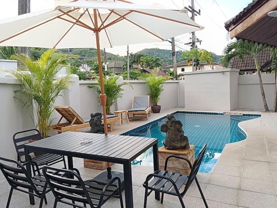 Naiharn Pool Villa, Villa Rawai