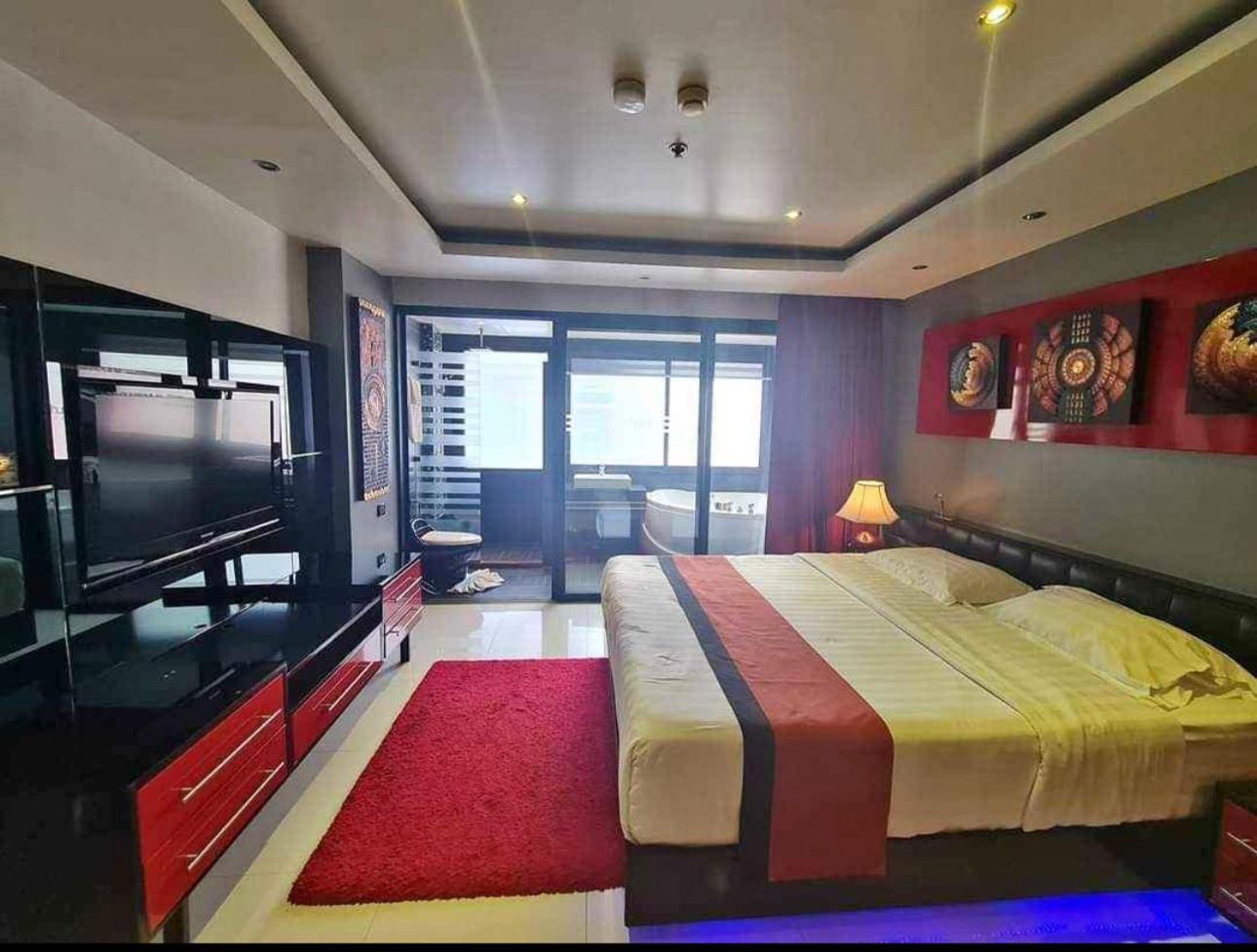L2 Promotion, Modern In Bangla Road With Private Jacuzzi & Roof Pool Patong
