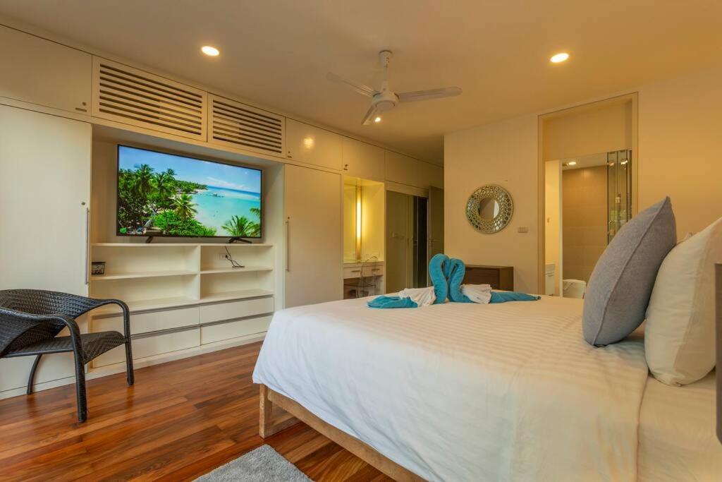 Of The Range, Great Location, Full Luxury V128 * Thalang