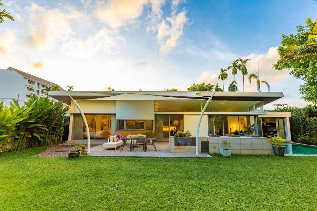 Holiday home Of The Range, Great Location, Full Luxury V128 *