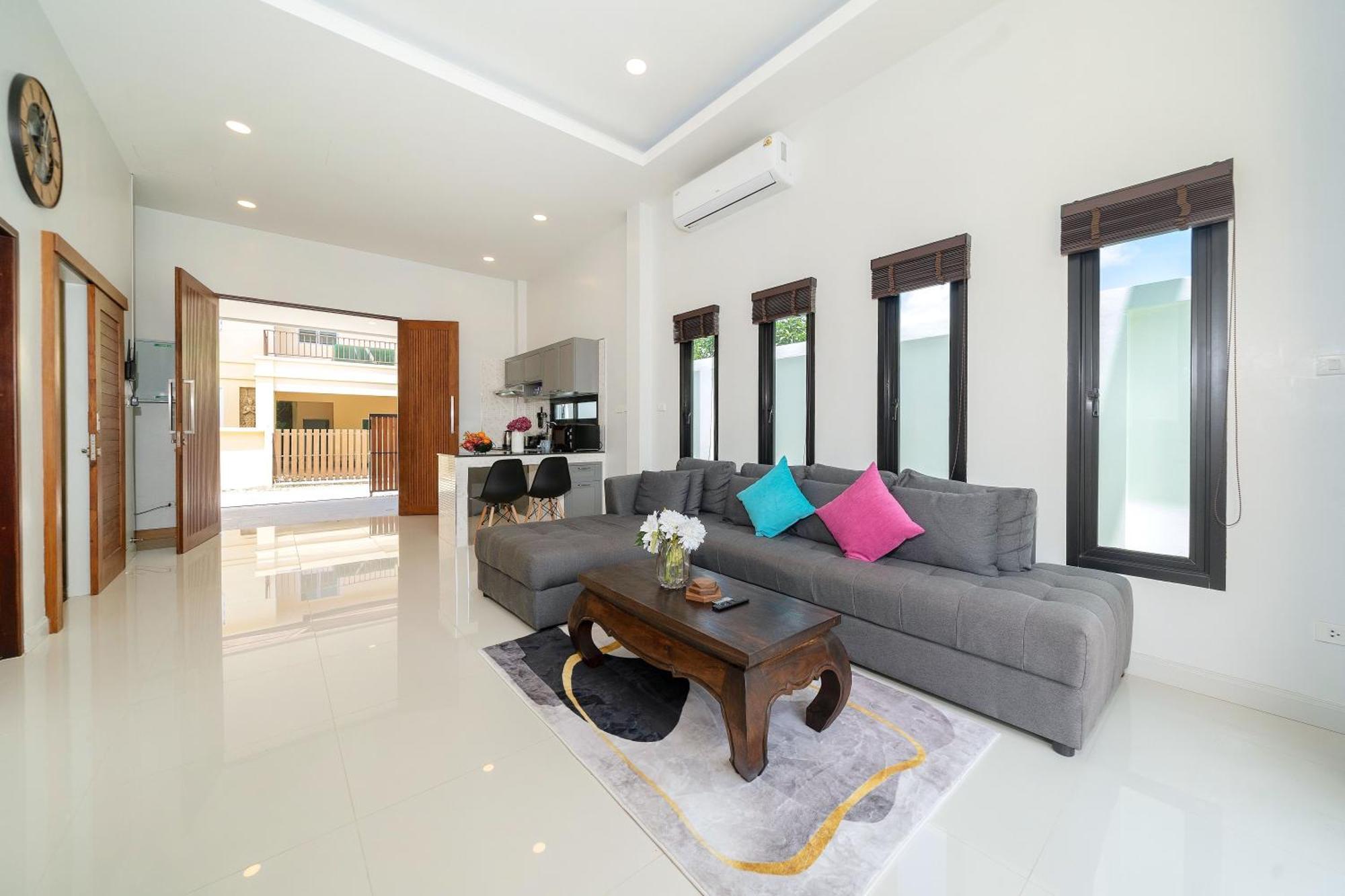 Private Pool 2br Twiky Just 10 Min Drive To Naiharn Ban Saiyuan