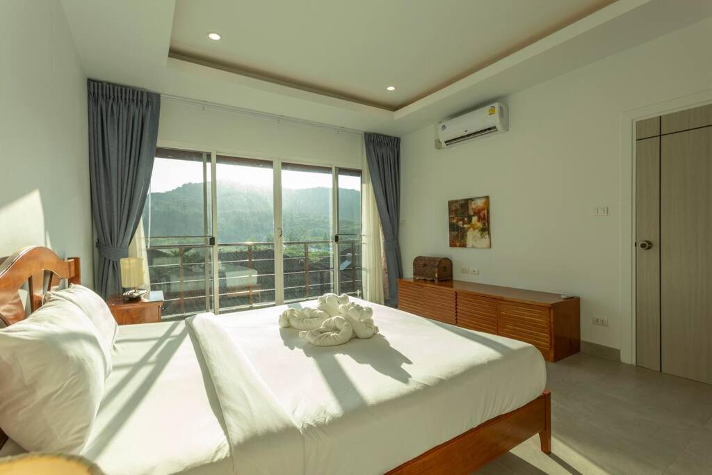 2 Bed 2 Minuets Award Winning Nai C126 Apartment Rawai