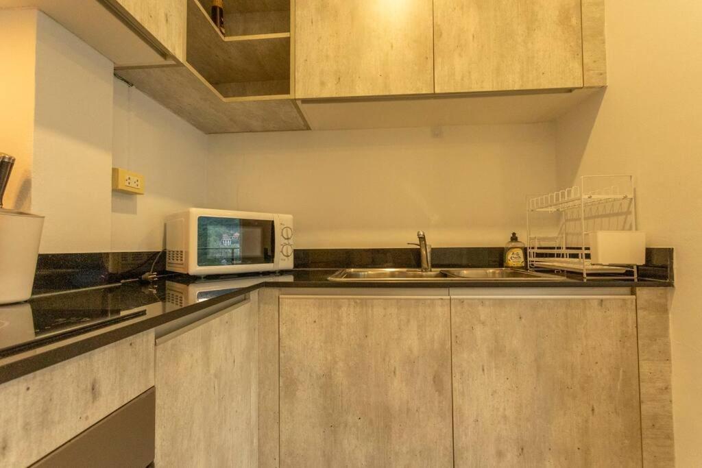 2 Bed 2 Minuets Award Winning Nai C126