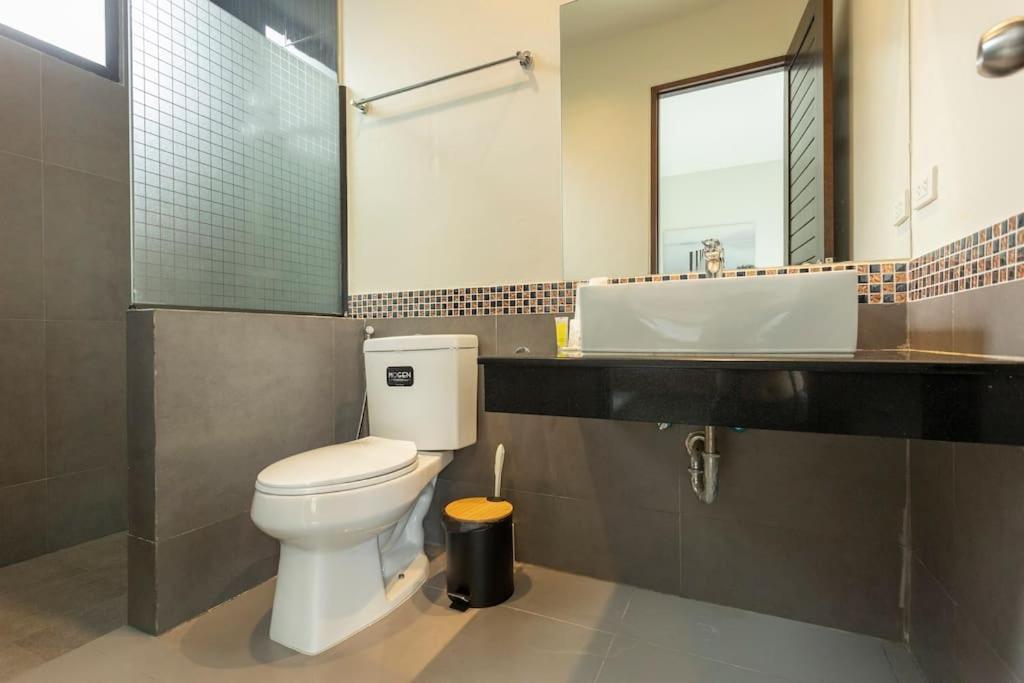 Villa 2 Beds Large Pool Night Market Soi Namjai V122 Rawai