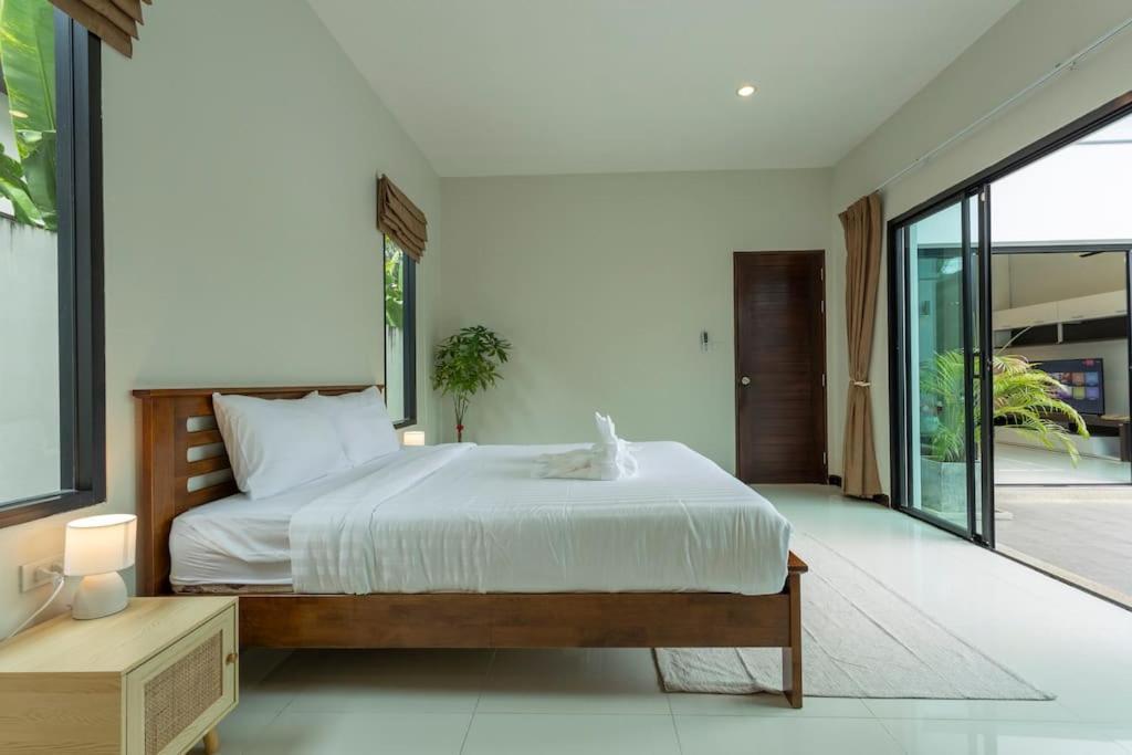 2 Beds Large Pool Night Market Soi Namjai V122 Villa Rawai