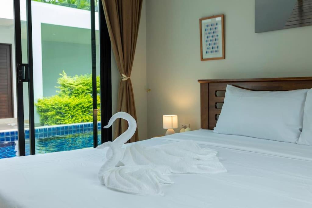2 Beds Large Pool Night Market Soi Namjai V122 Rawai