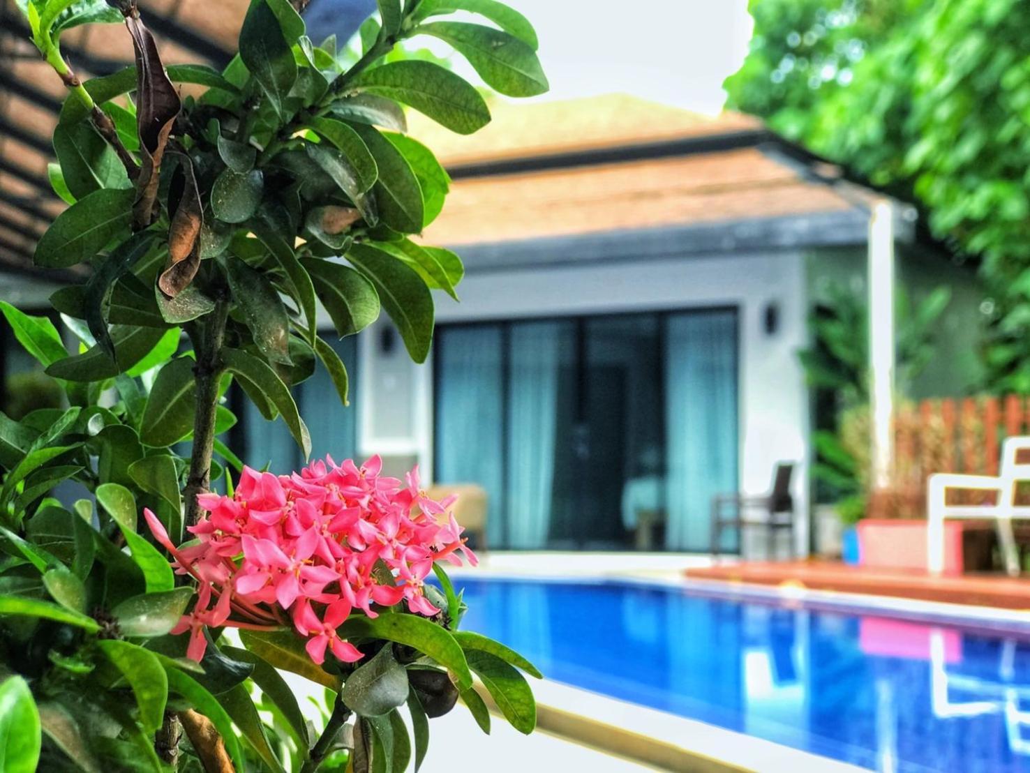 De Palm Poolvilla Phuket Ban Chin Tham Mai