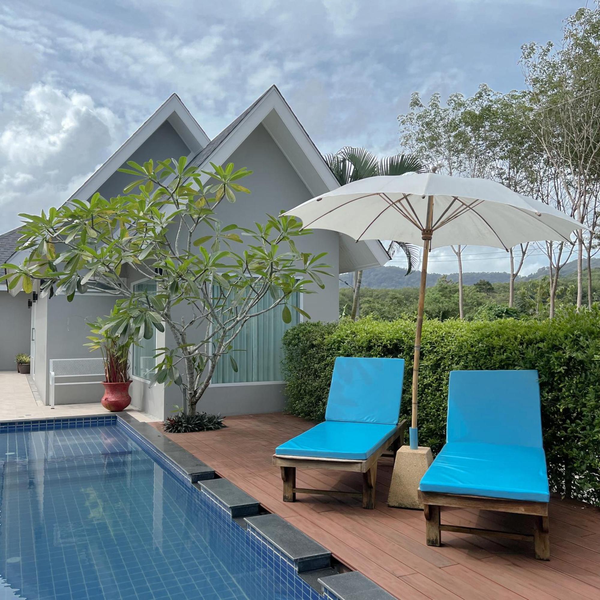 De Palm Poolvilla Phuket Ban Chin Tham Mai