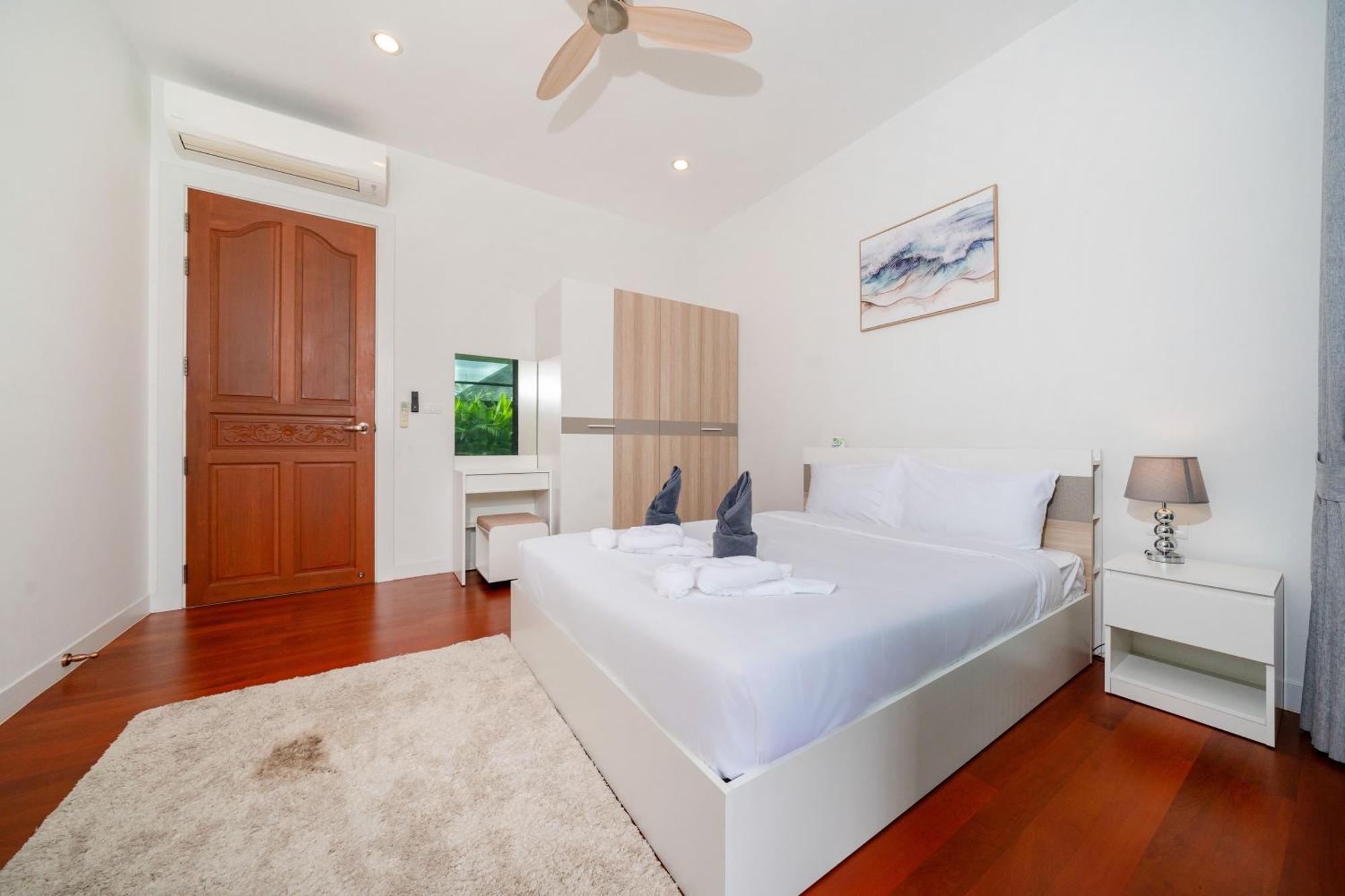 Peykaa Estate Pool By Hcr Villa Phuket