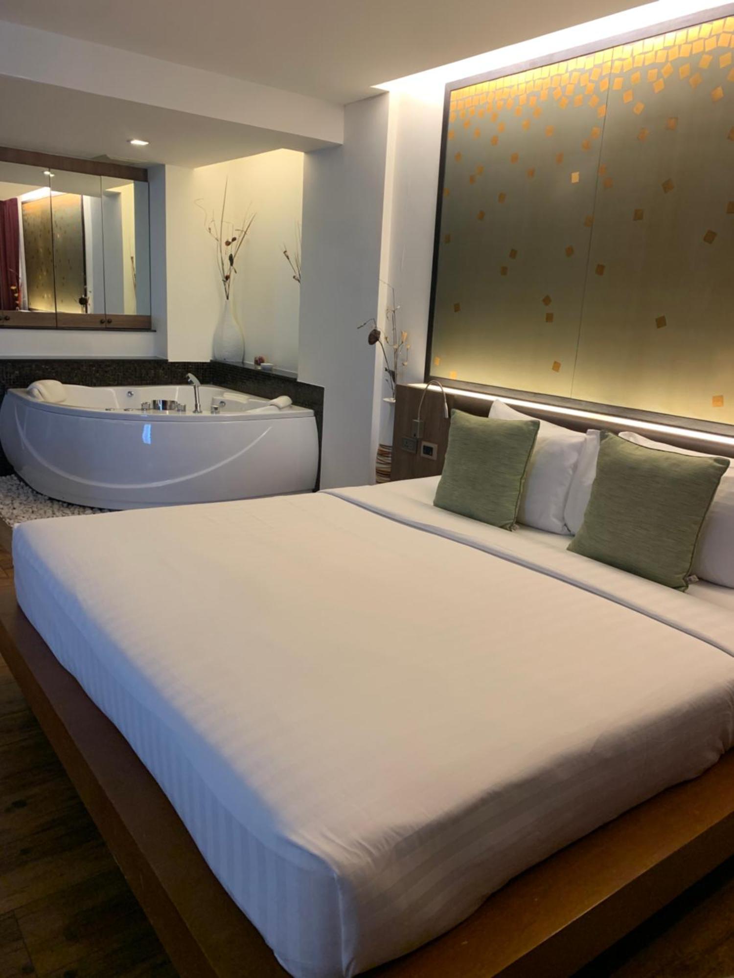 Luxury By Atlas X Pantai Kata
