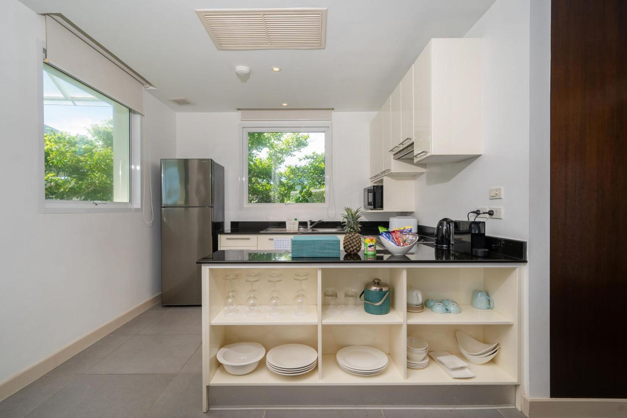 Apartment Beachfront 724 *