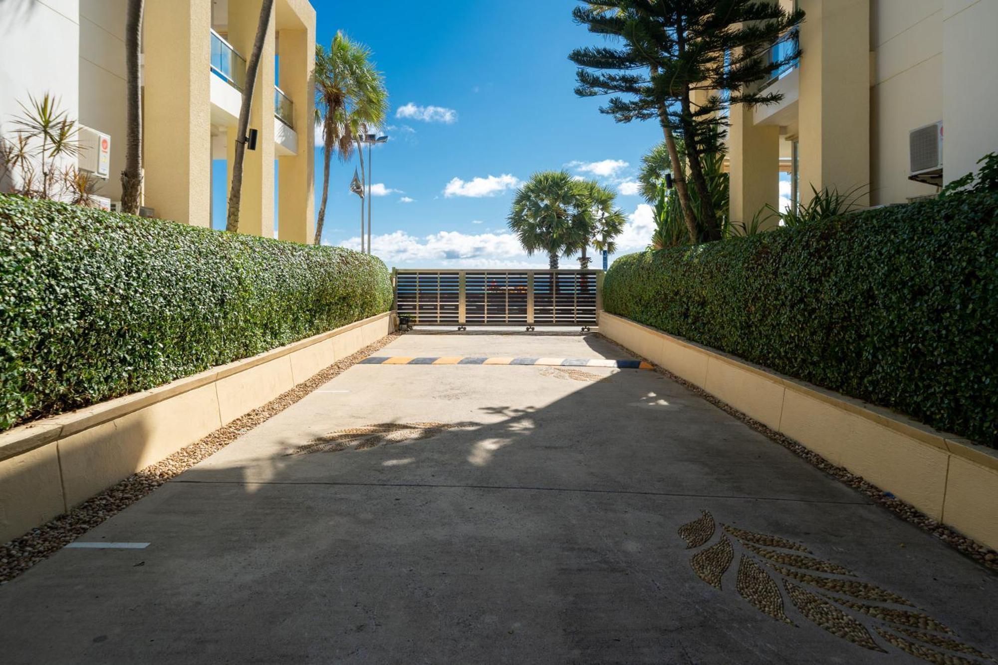 Apartment Beachfront 724 Karon