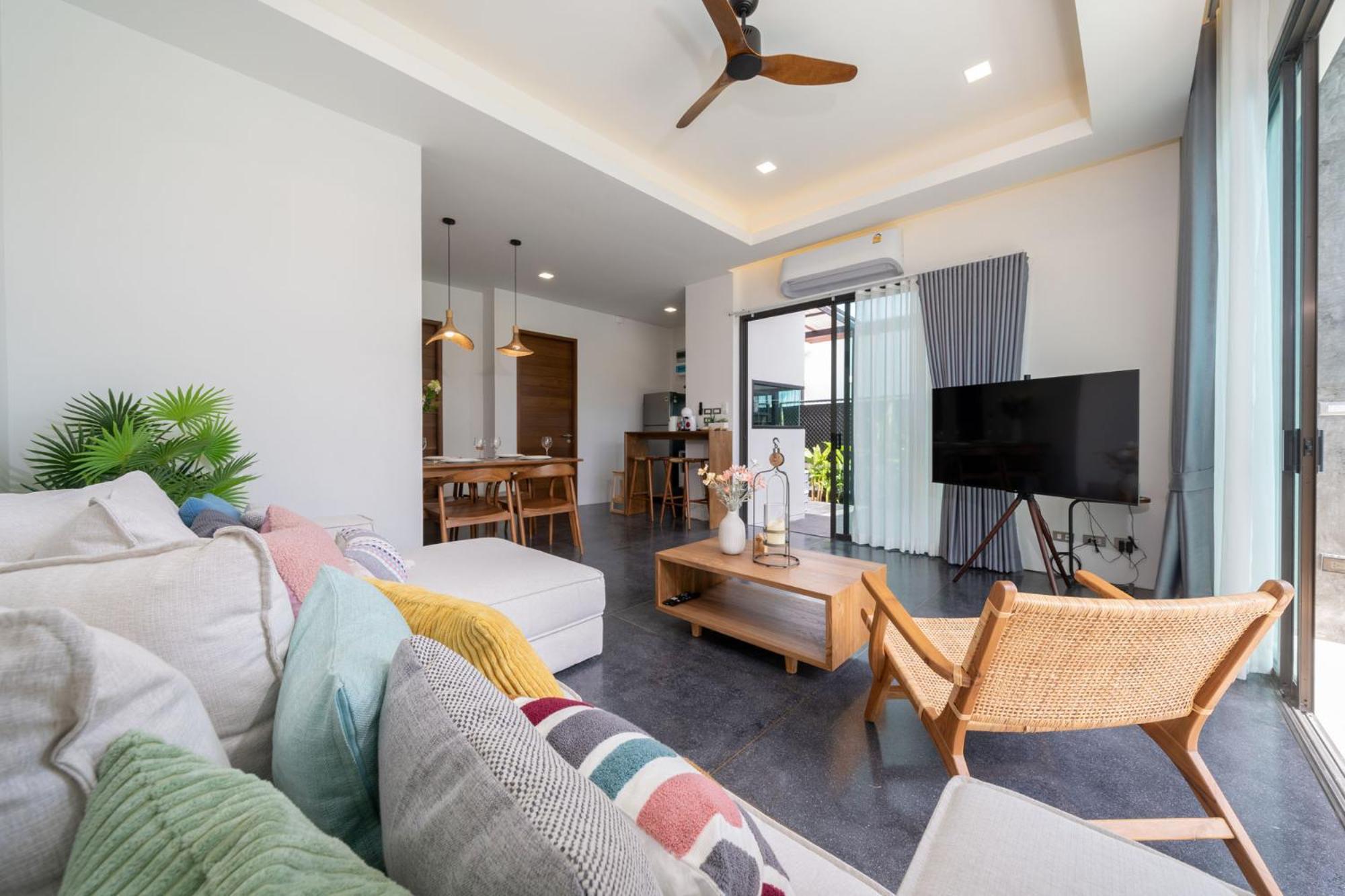 Stylish Pool In Chalong-phuket-2 Bedroom Ban Suan (Phuket)