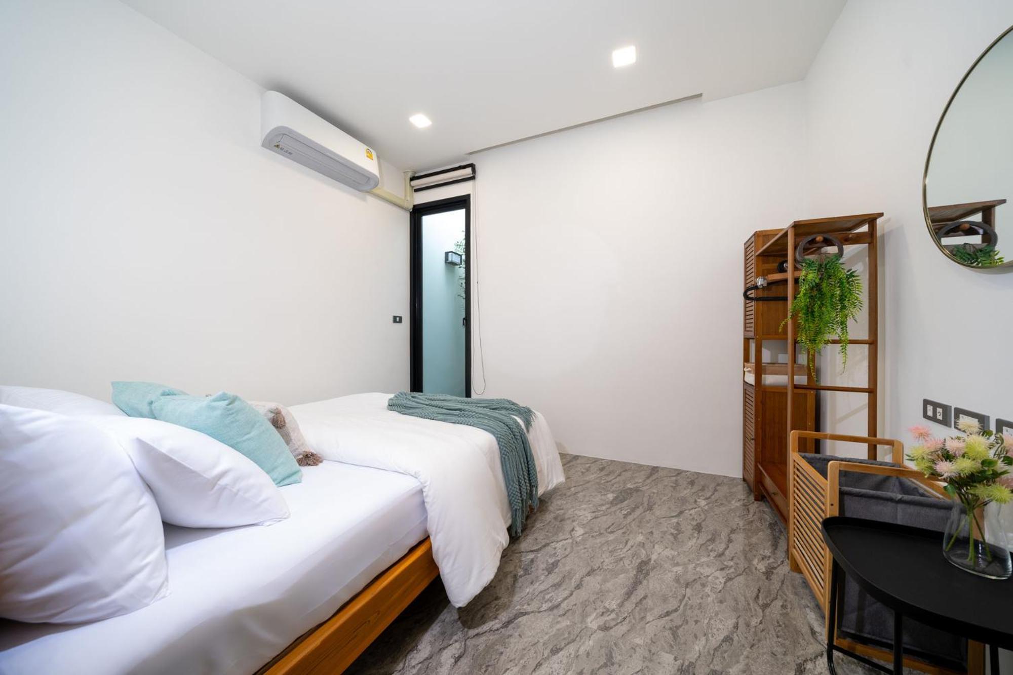 Stylish Pool In Chalong-phuket-2 Bedroom * Ban Suan (Phuket)